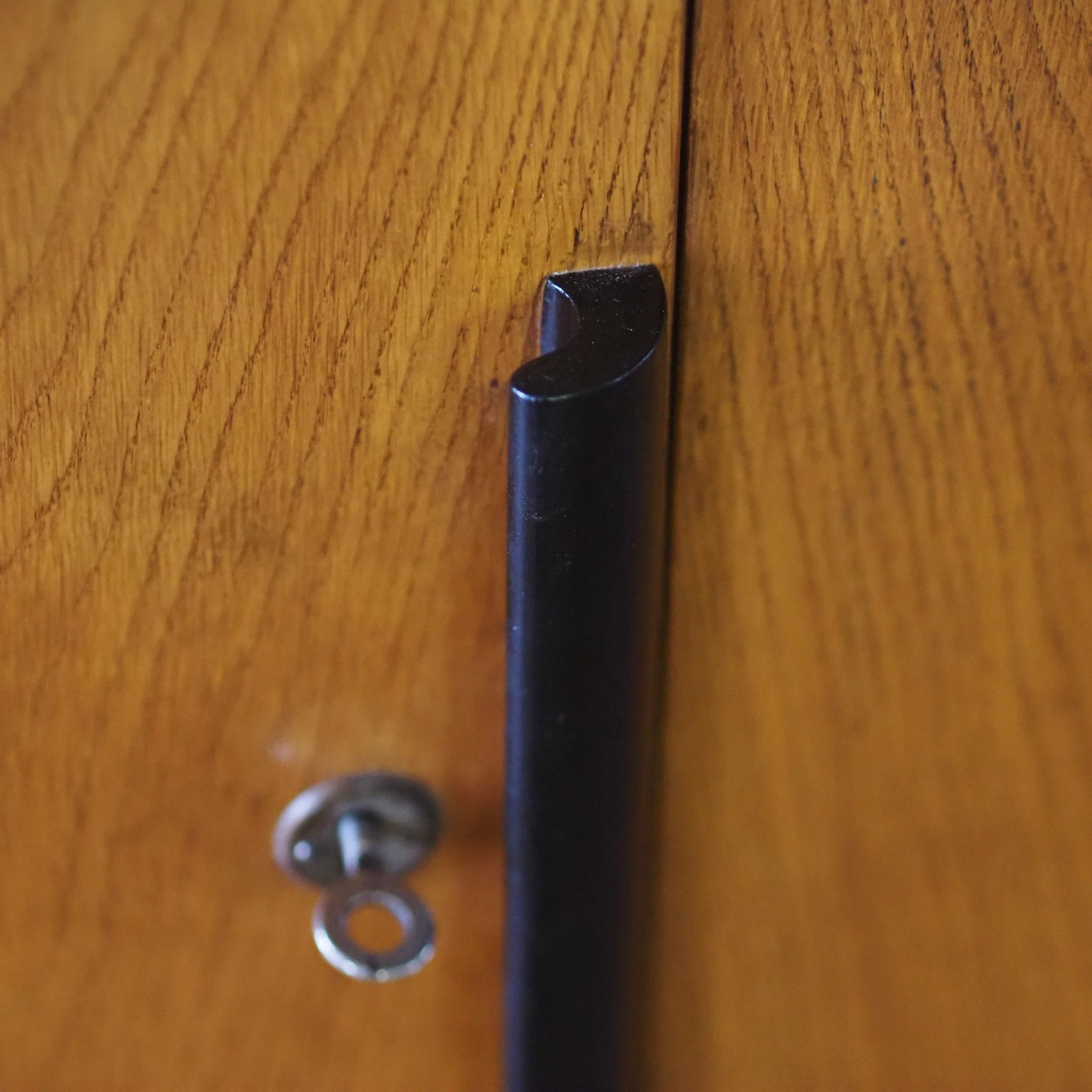 EPOCHE 1940 - Eleganter Art Déco Kleiderschrank 3türig