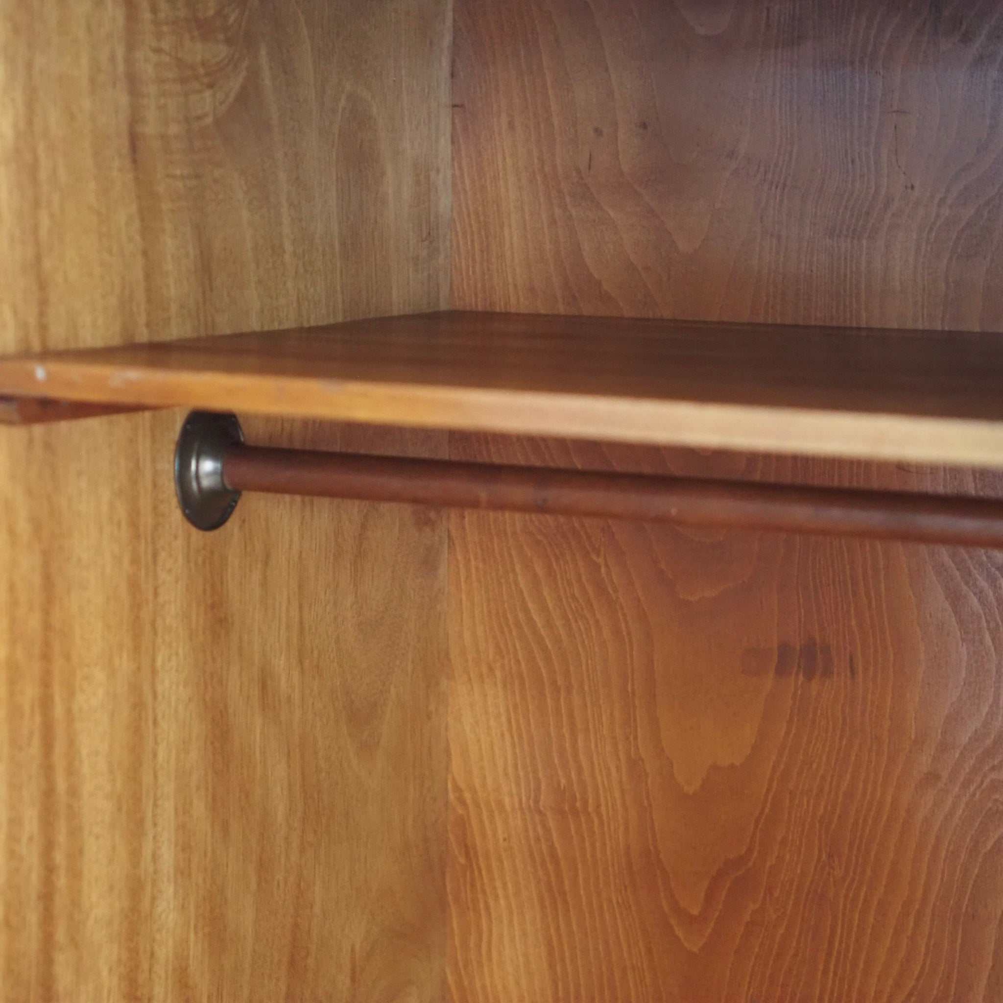Art-Déco Kleiderschrank dreitürig Wurzelholz um 1940