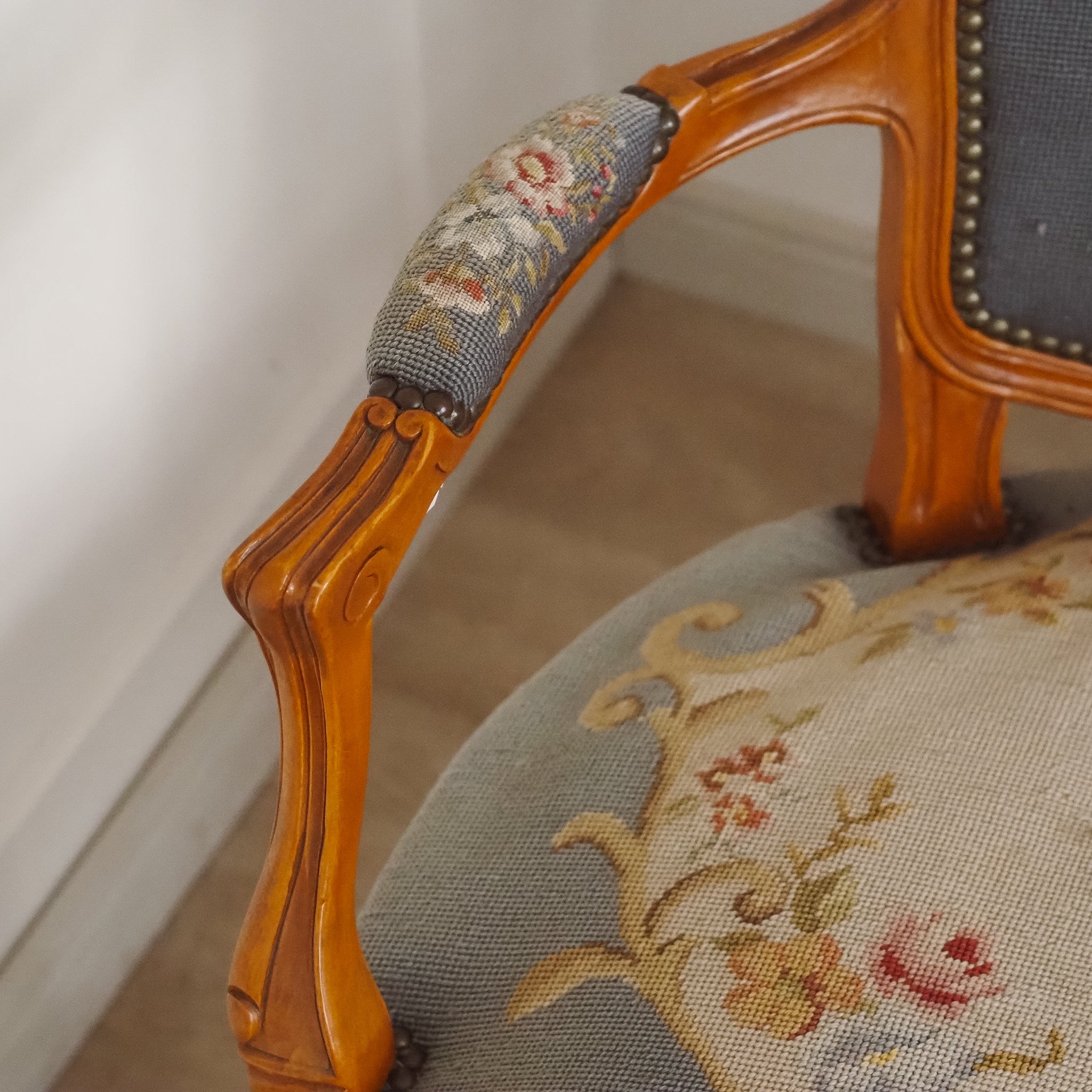 Sitzbank Louis XV Stil mit Gobelin-Bezug um 1920