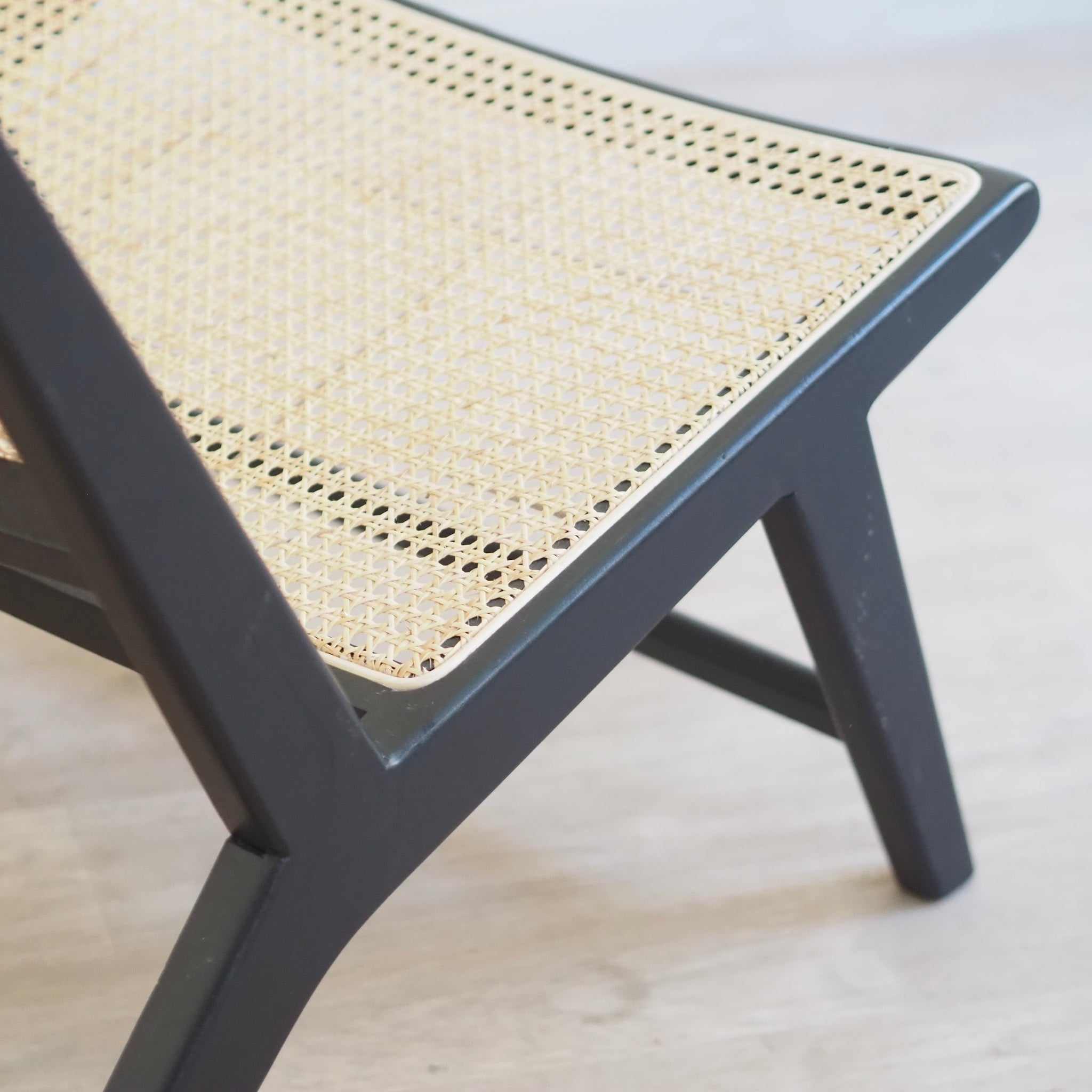 Loungesessel mit Wiener Geflecht aus Massivholz