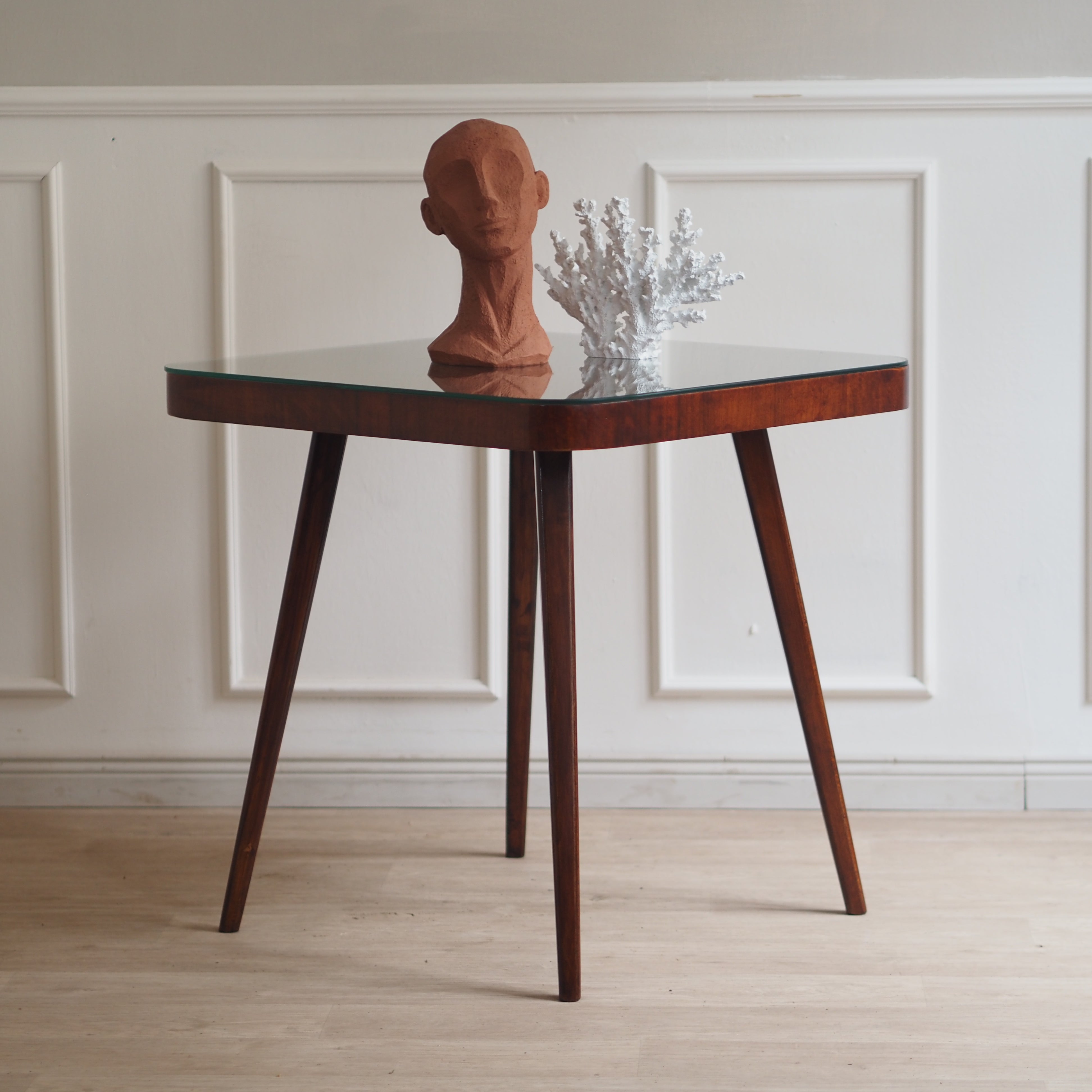 EPOCHE 1960 - Mid Century Beistelltisch mit Glasplatte