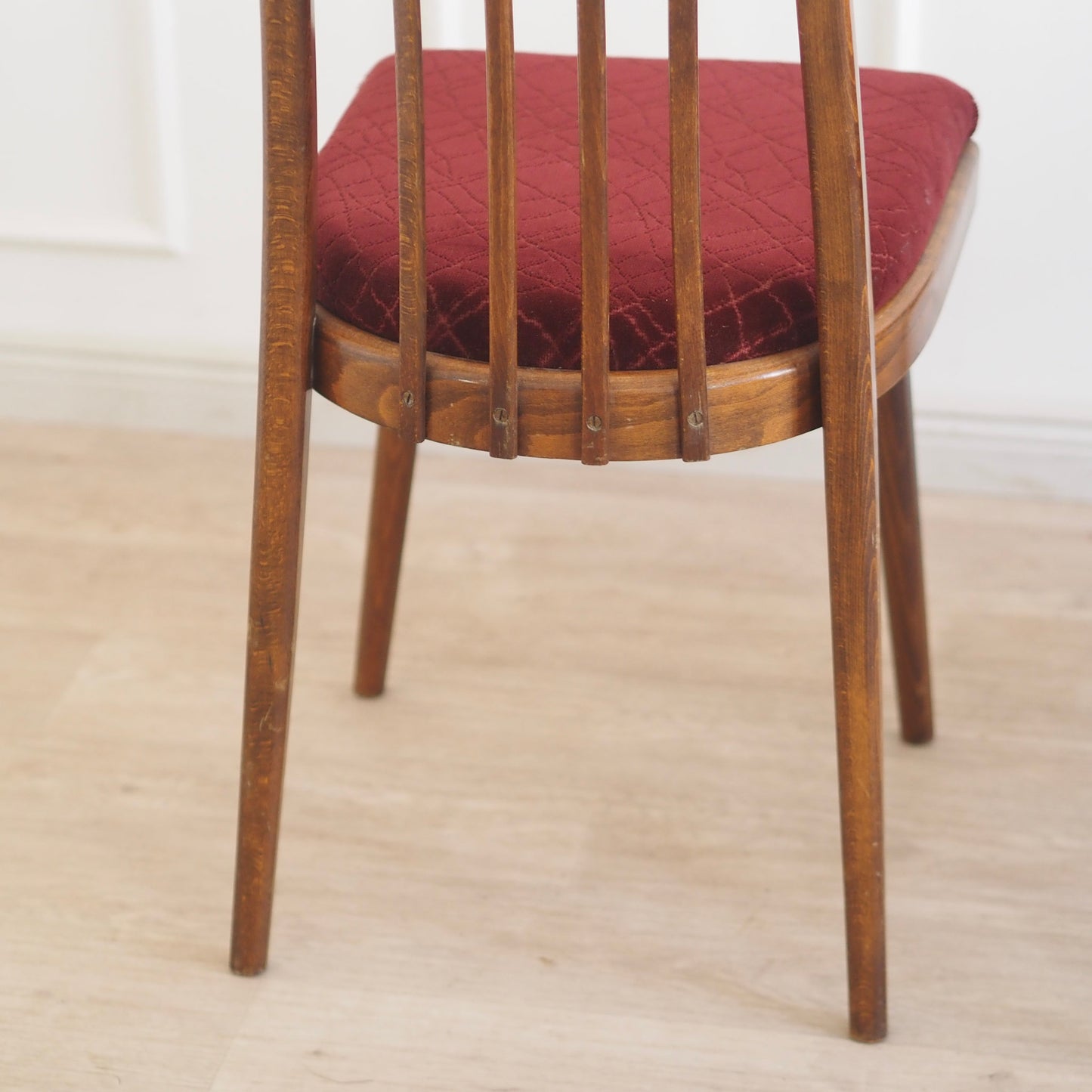 EPOCHE 1960 - Originale Midcentury Stühle, Stuhlset Weinrot