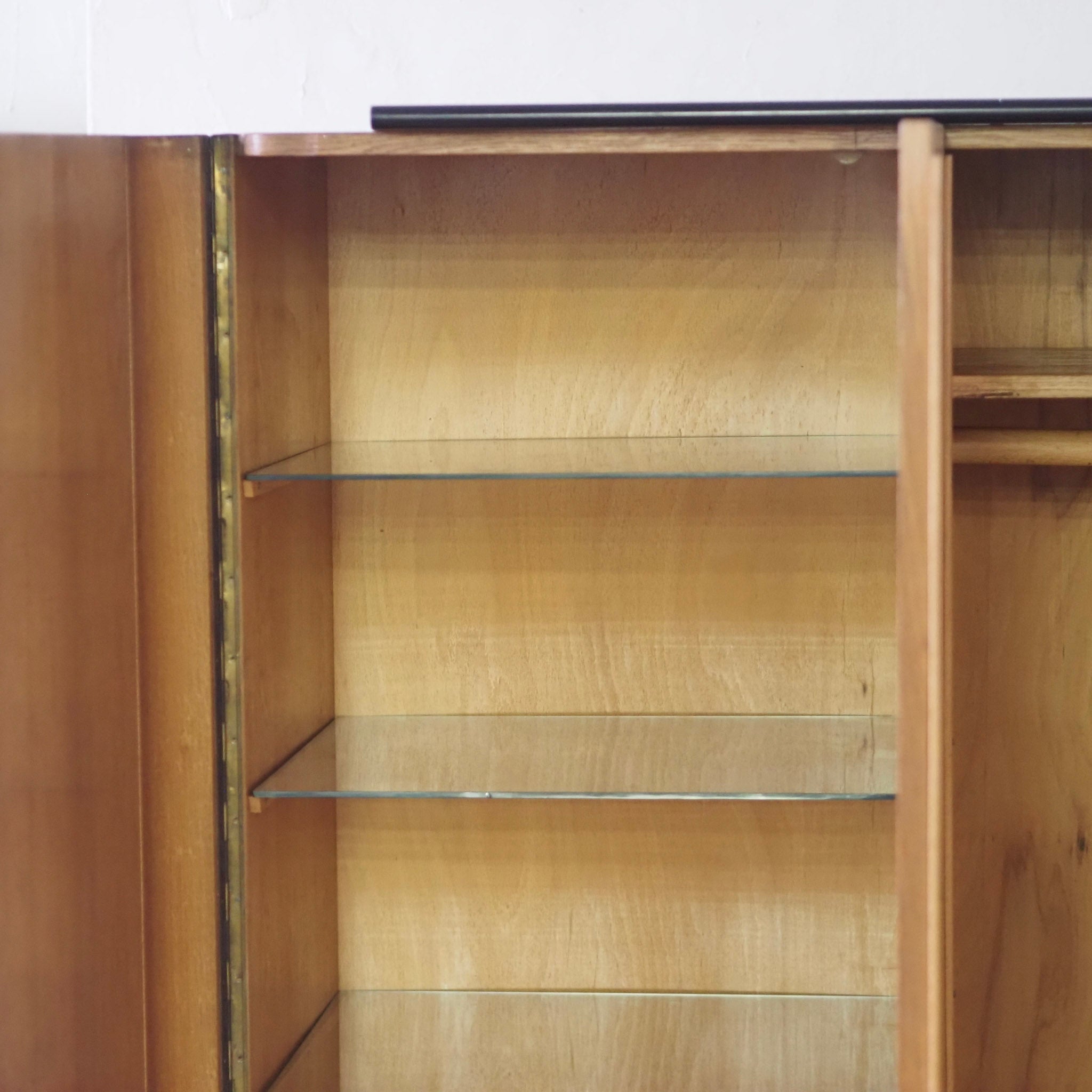 EPOCHE 1940 - Eleganter Art Déco Kleiderschrank 3türig