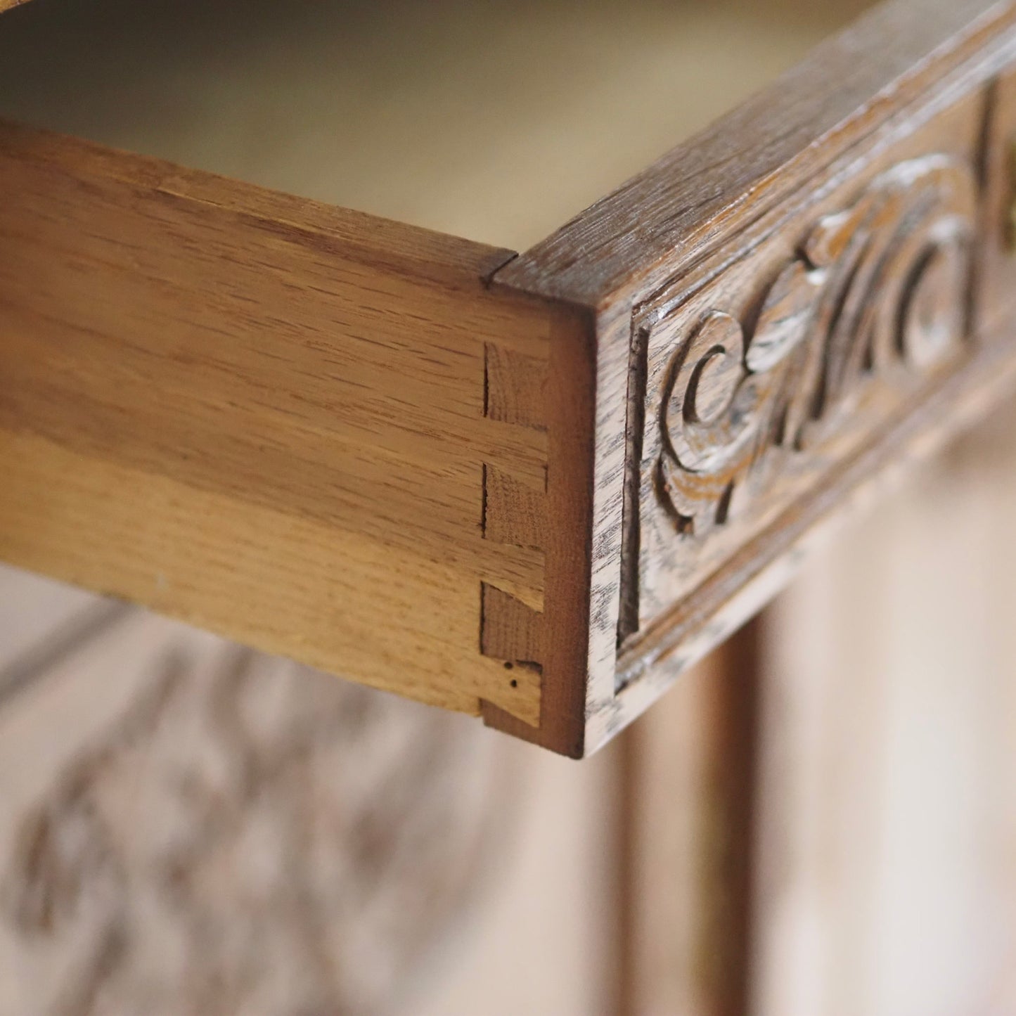 EPOCHE 1900 - Prächtiges Jugendstil Buffet mit Spiegel - Anrichte mit Facettenglas