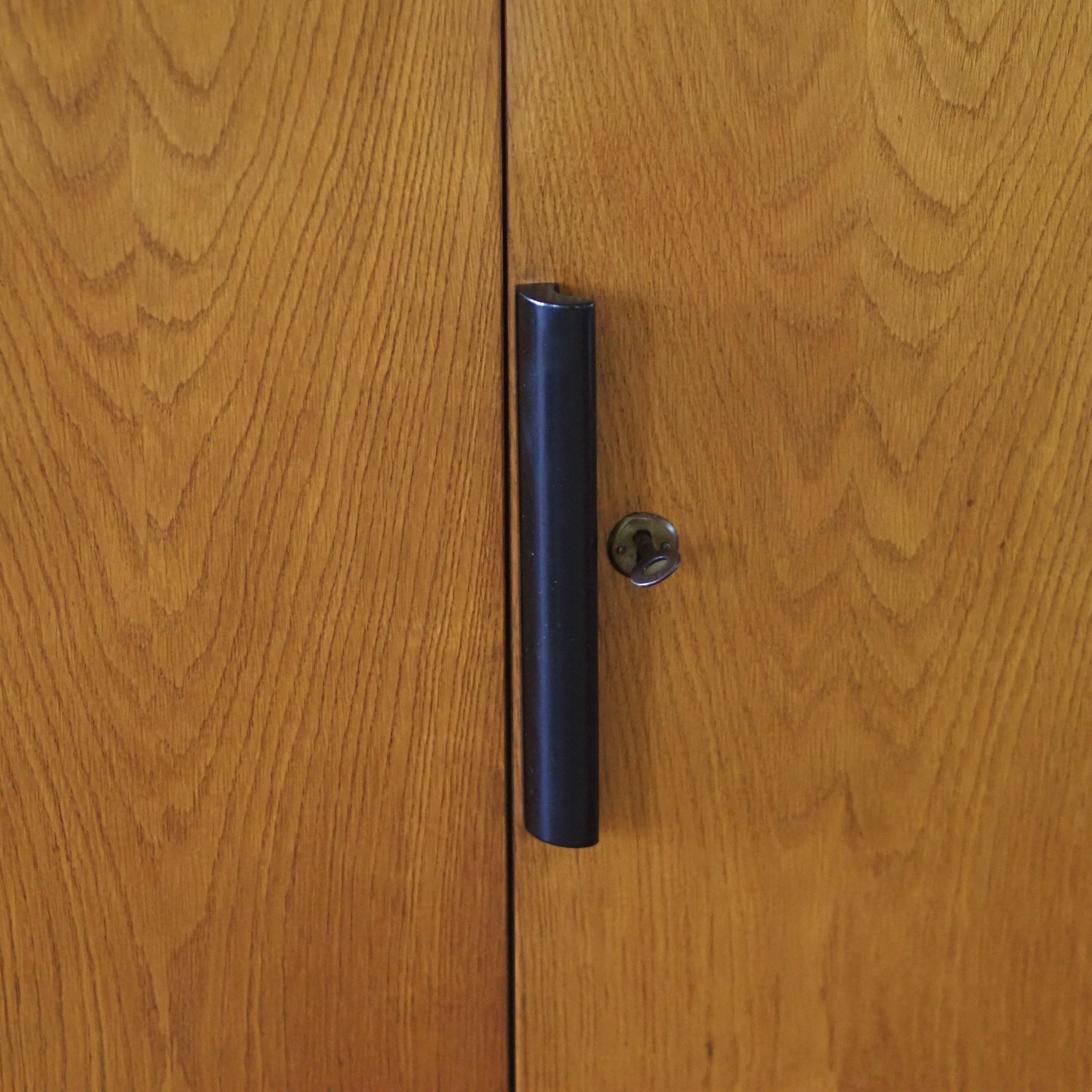 EPOCHE 1940 - Eleganter Art Déco Kleiderschrank 3türig