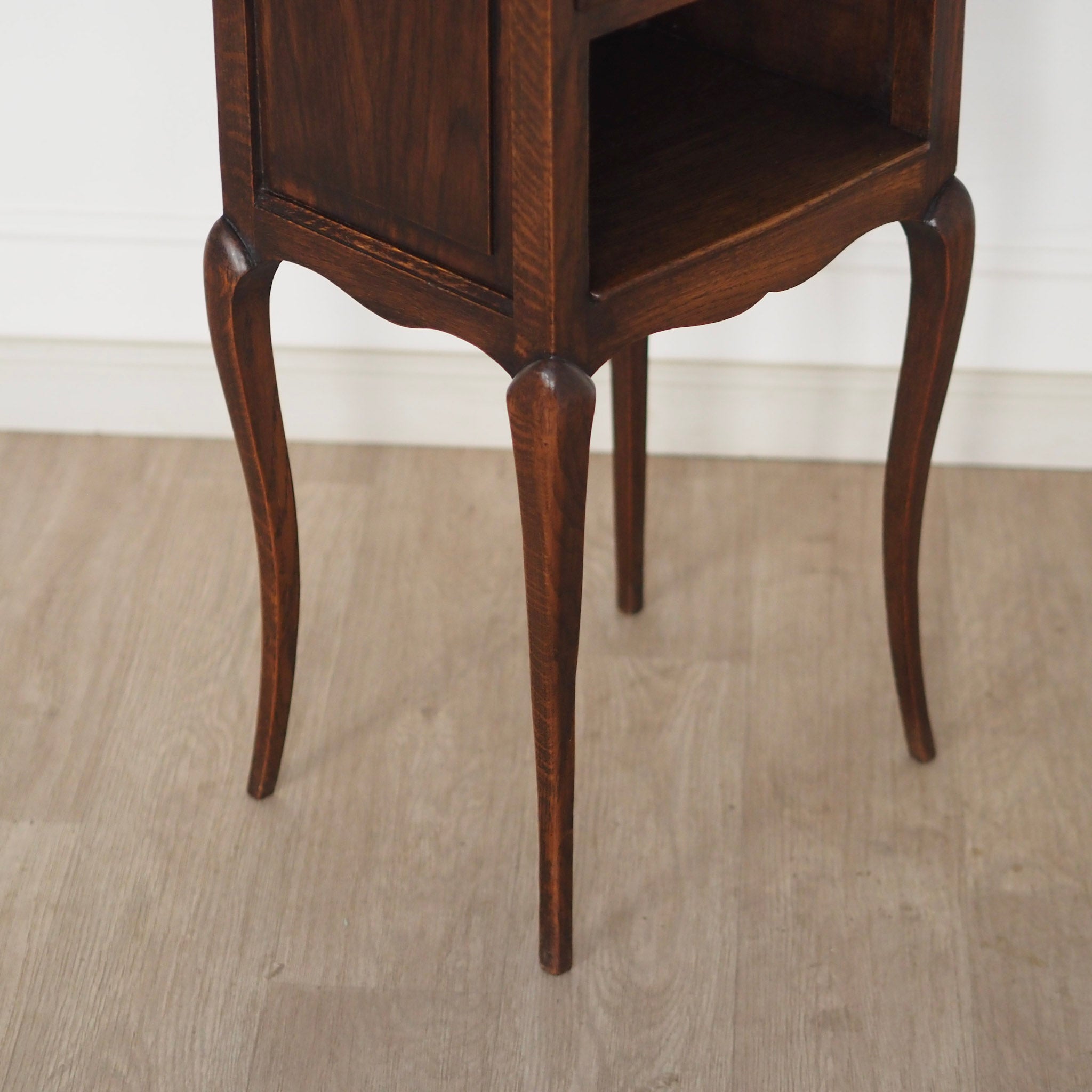 EPOCHE 1920 - Antikes Paar französischer Nachttische - Vintage Nachtschrank Set