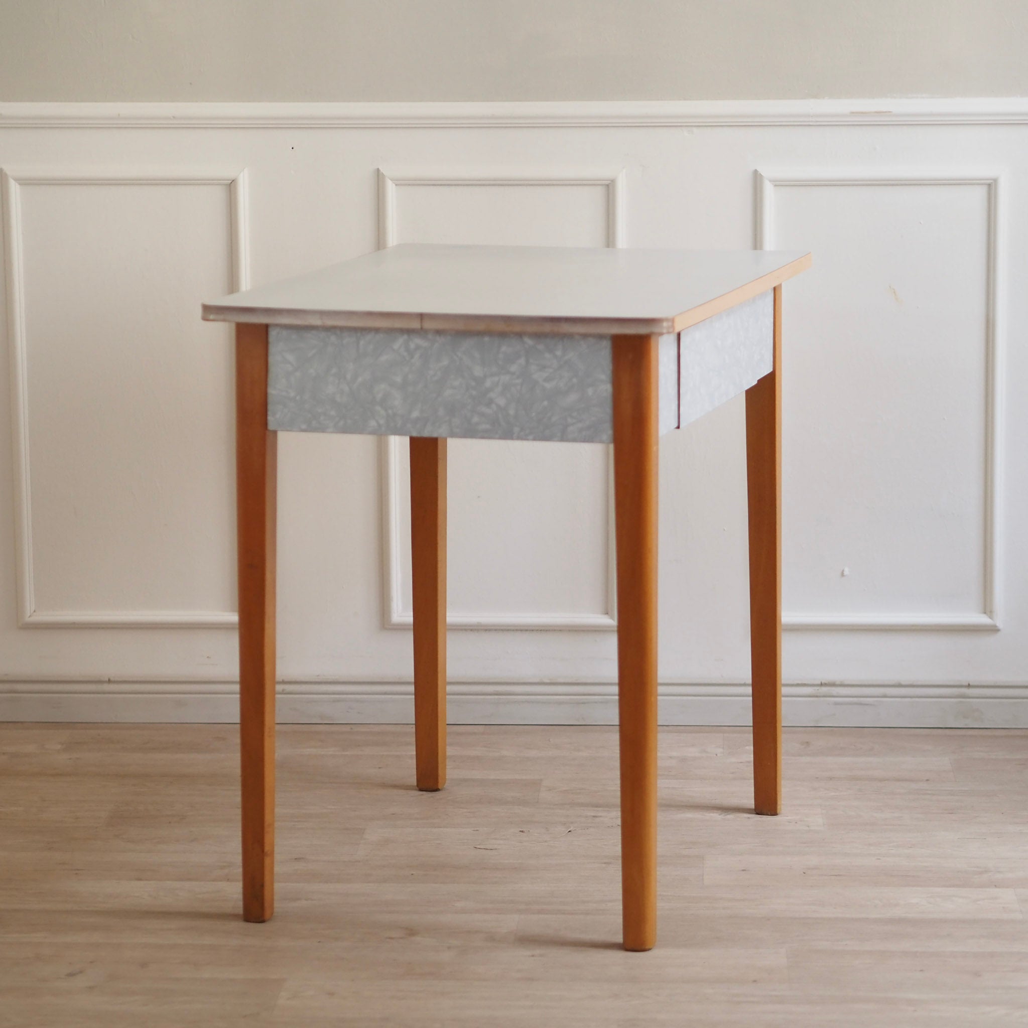 EPOCHE 1960 - Mid Century PVC Küchentisch Schreibtisch mit Schublade