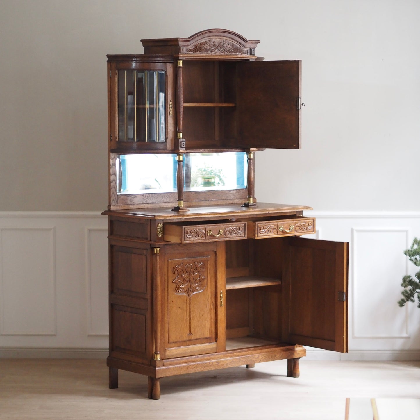 EPOCHE 1900 - Prächtiges Jugendstil Buffet mit Spiegel - Anrichte mit Facettenglas