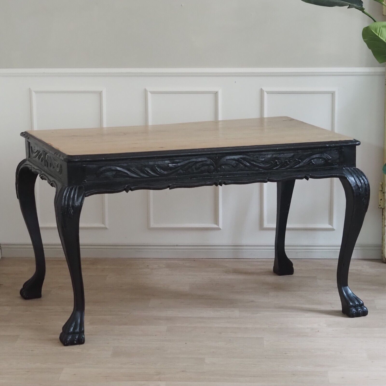 EPOCHE 1920 Esstisch Antik Löwentatzen schwarzes Gestell Vintage Shabby Chic