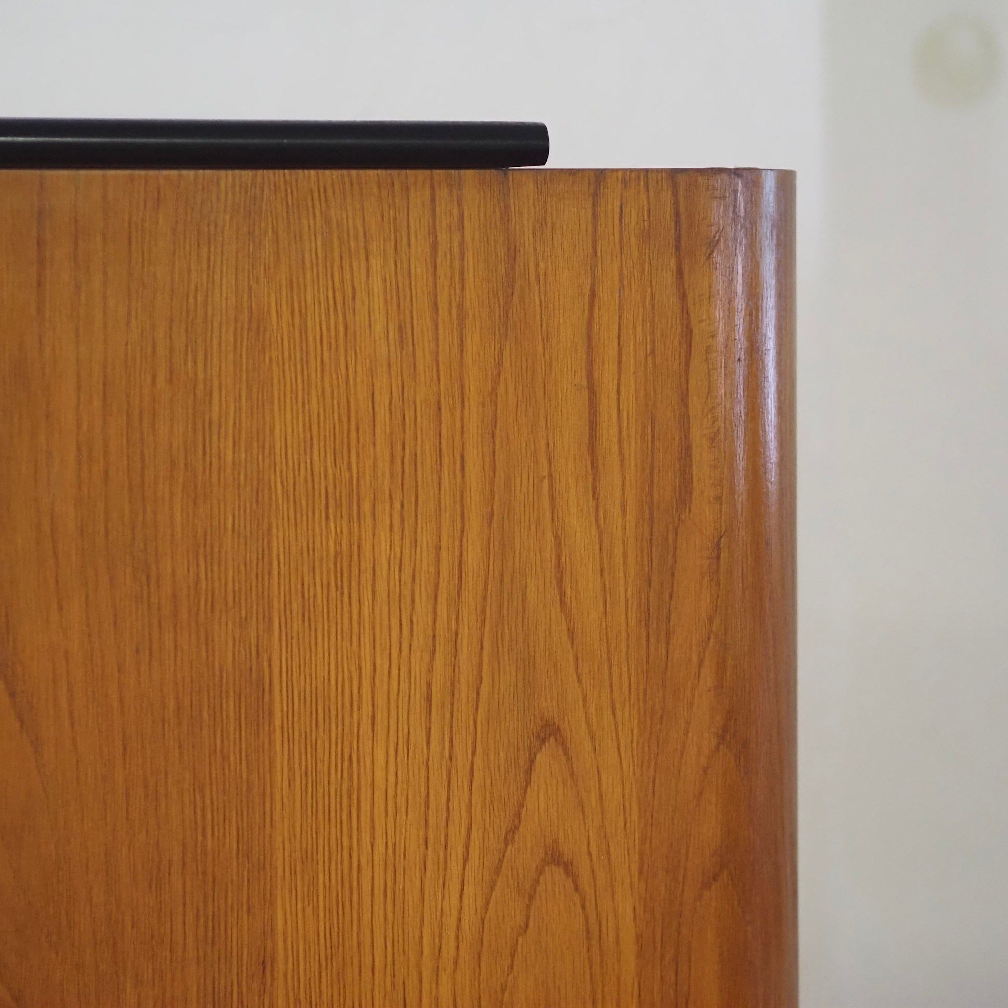 EPOCHE 1940 - Eleganter Art Déco Kleiderschrank 3türig