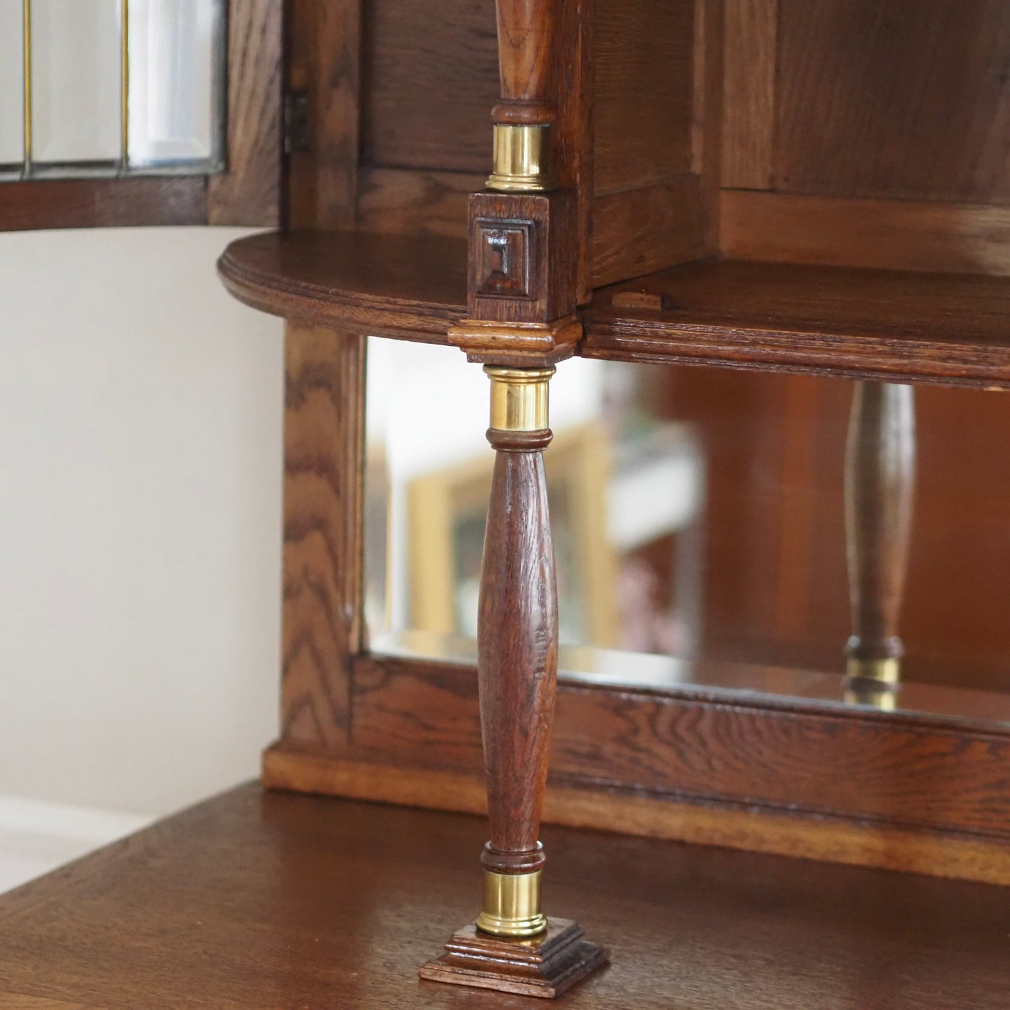 EPOCHE 1900 - Prächtiges Jugendstil Buffet mit Spiegel - Anrichte mit Facettenglas
