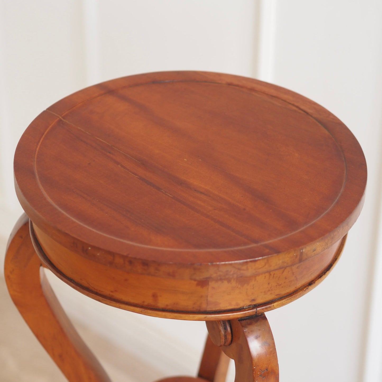 REPRO 1890 - Antiker Beistelltisch Blumenhocker im Biedermeier Stil