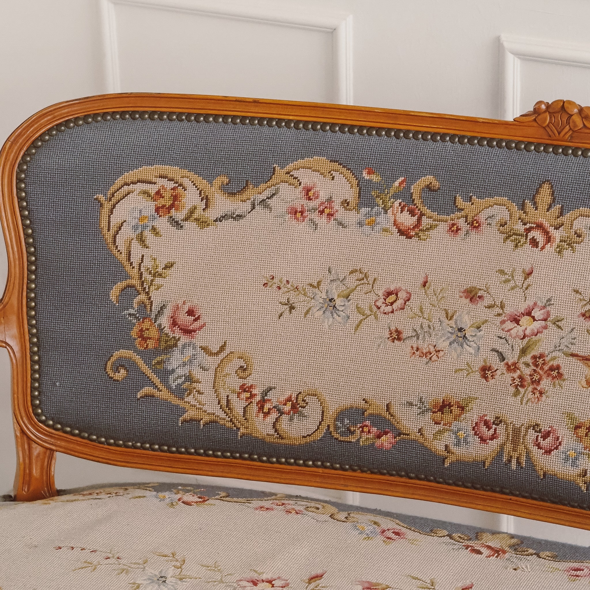Sitzbank Louis XV Stil mit Gobelin-Bezug um 1920