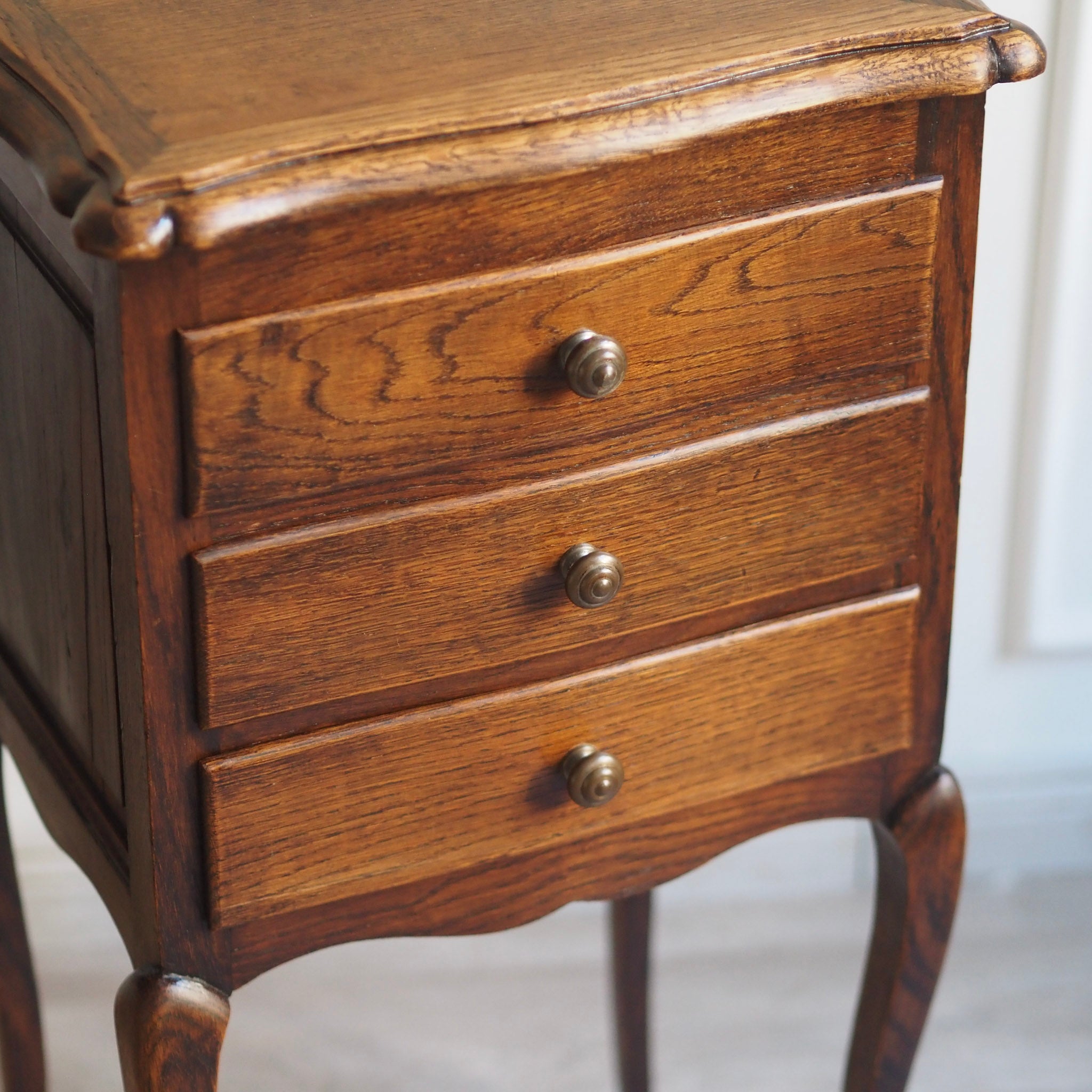 EPOCHE 1920 - Antikes Paar französischer Nachttische - Vintage Nachtschrank Set