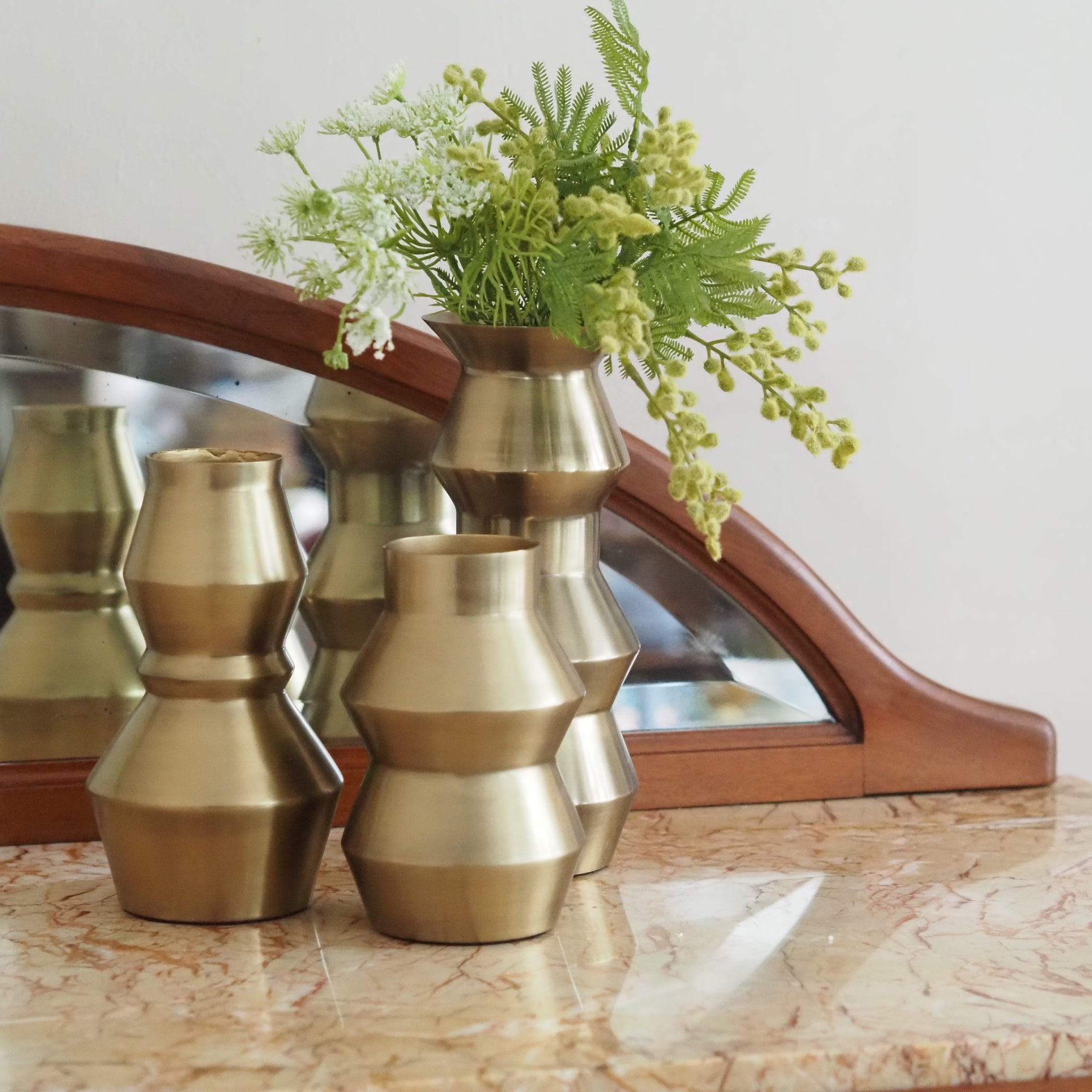 DECOR - NEW - Vase
