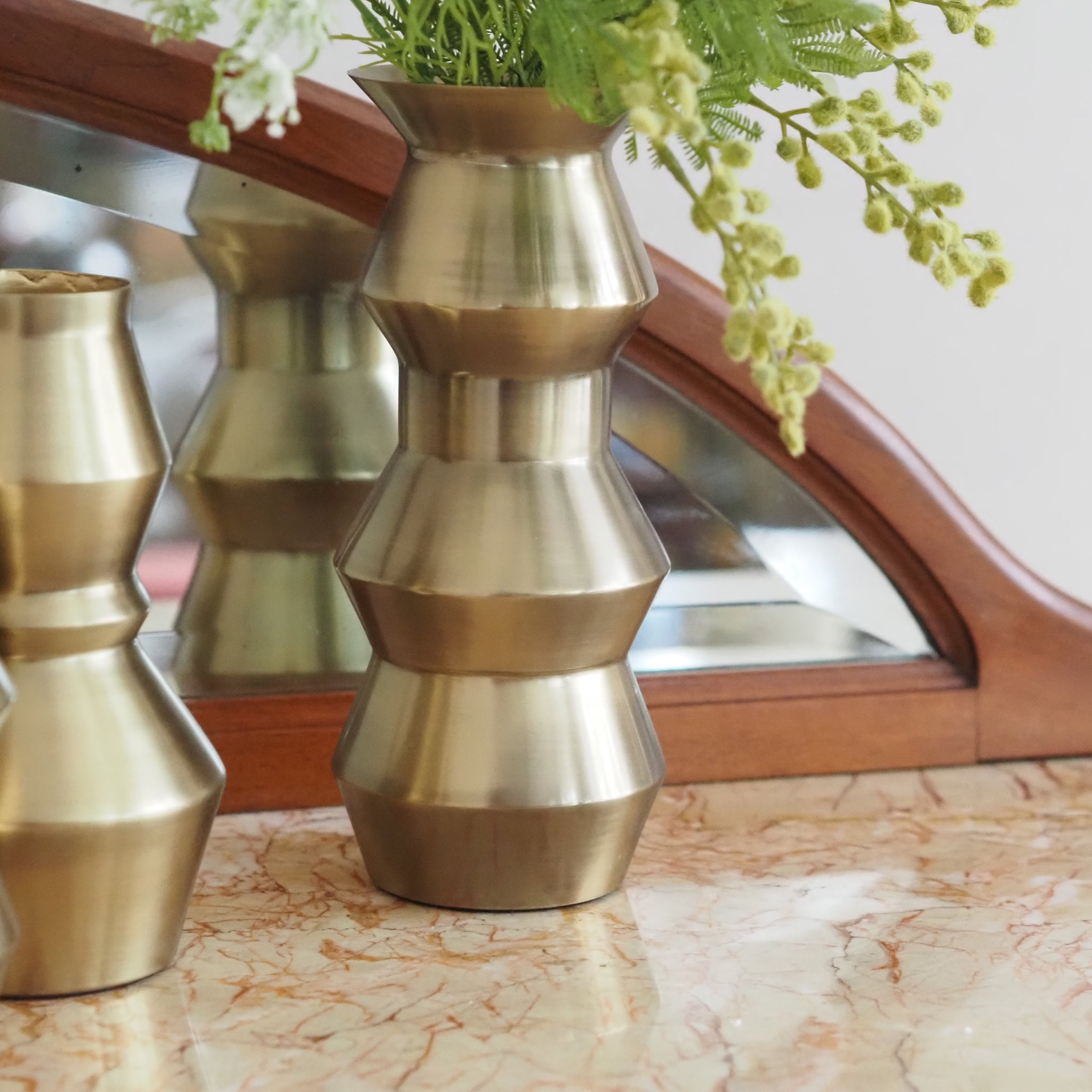 DECOR - NEW - Vase