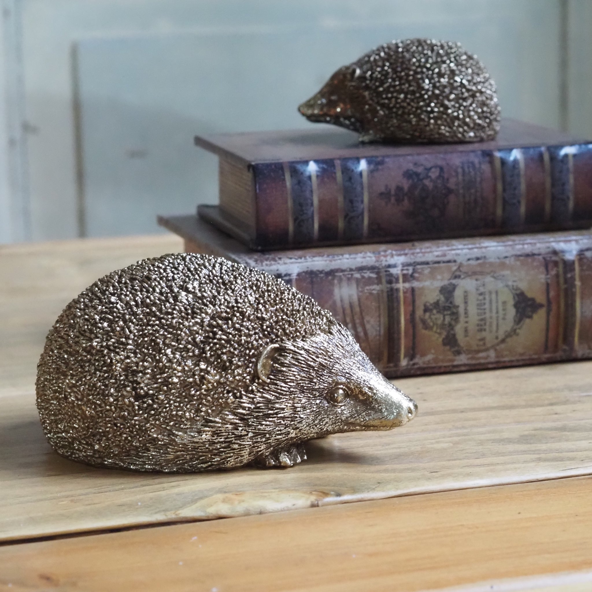 DECOR - NEW - Goldene Igel Deko