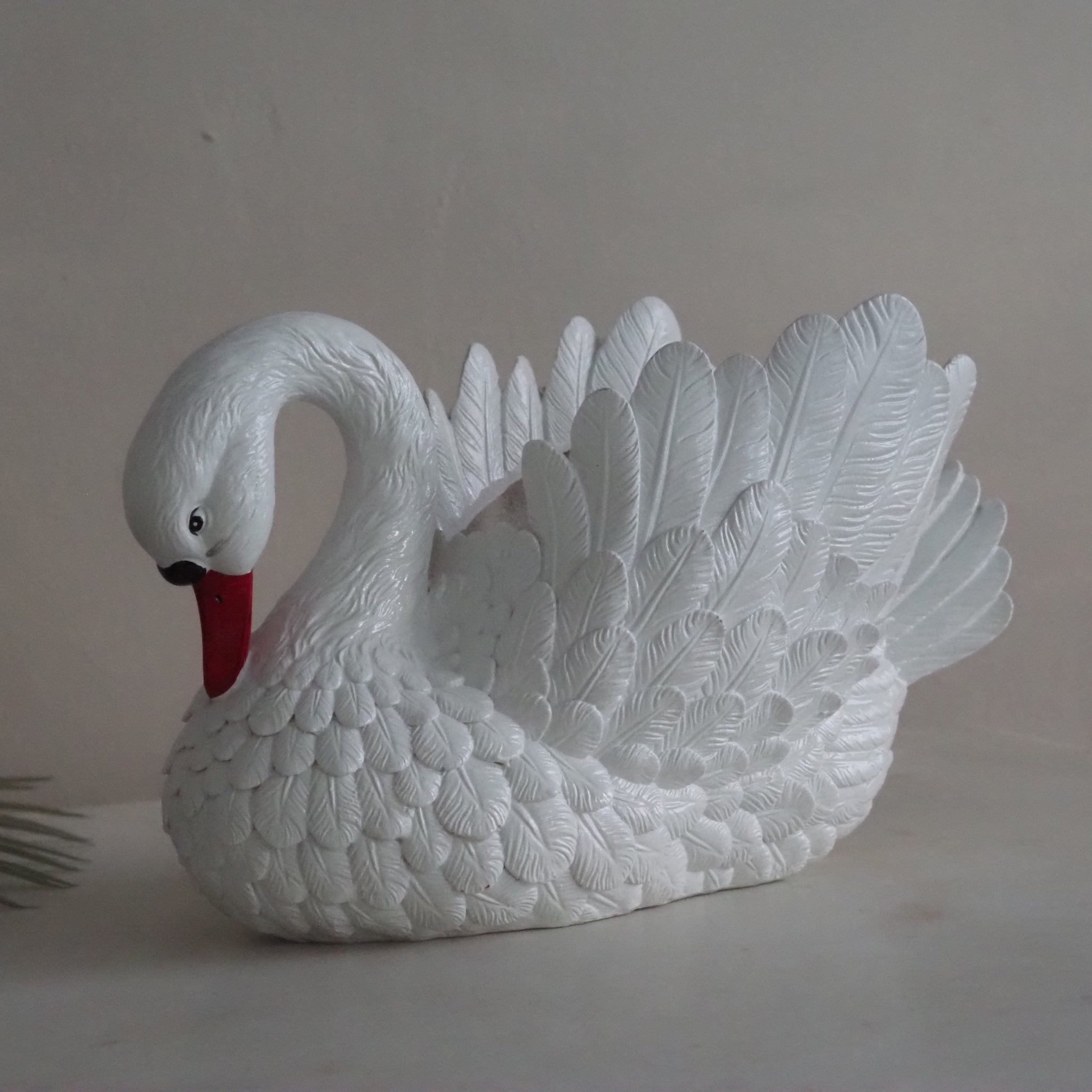 DECOR - NEW Schwanen-Pflanztopf