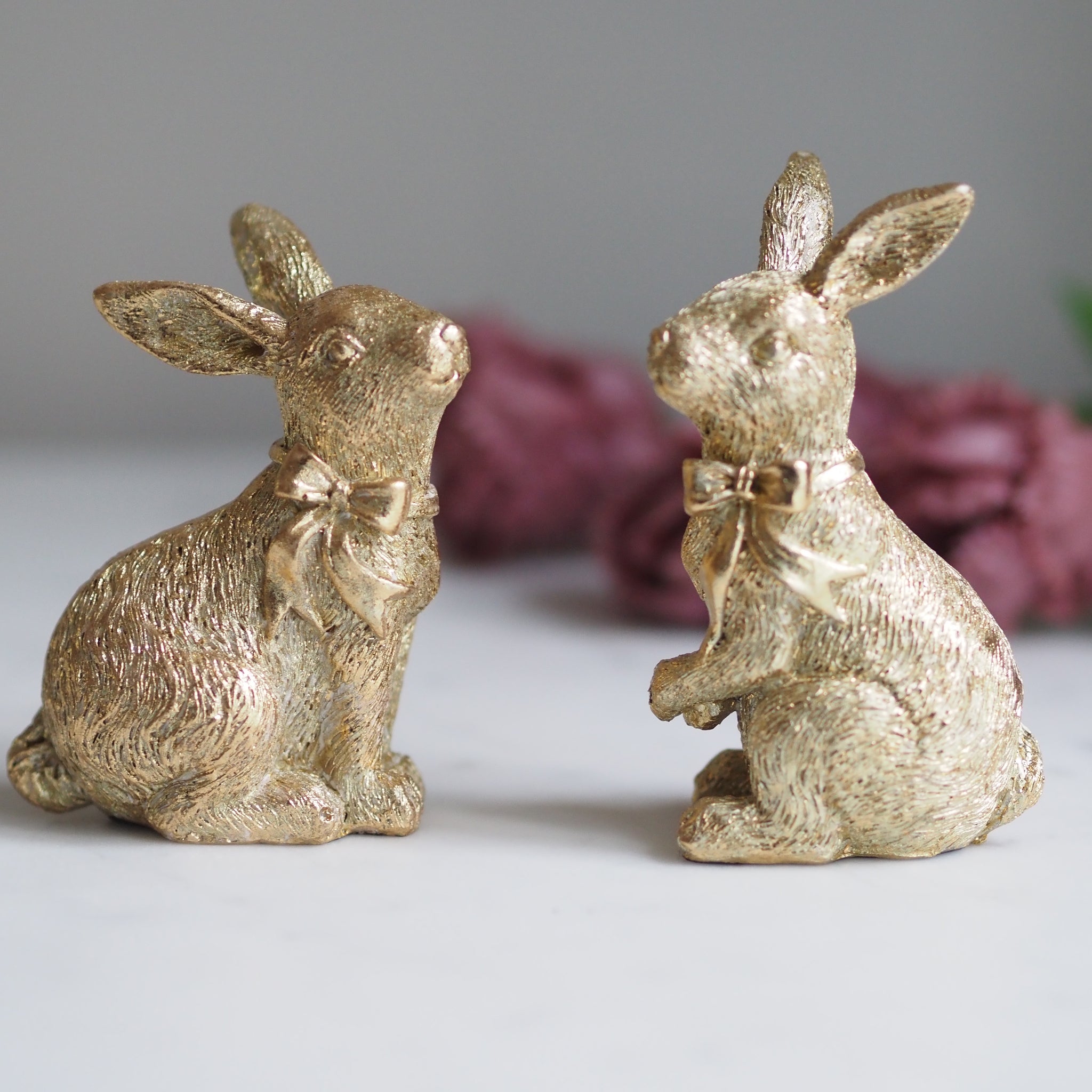 SAISON DECOR Goldene Osterhasen mit Schleife 2er-Set