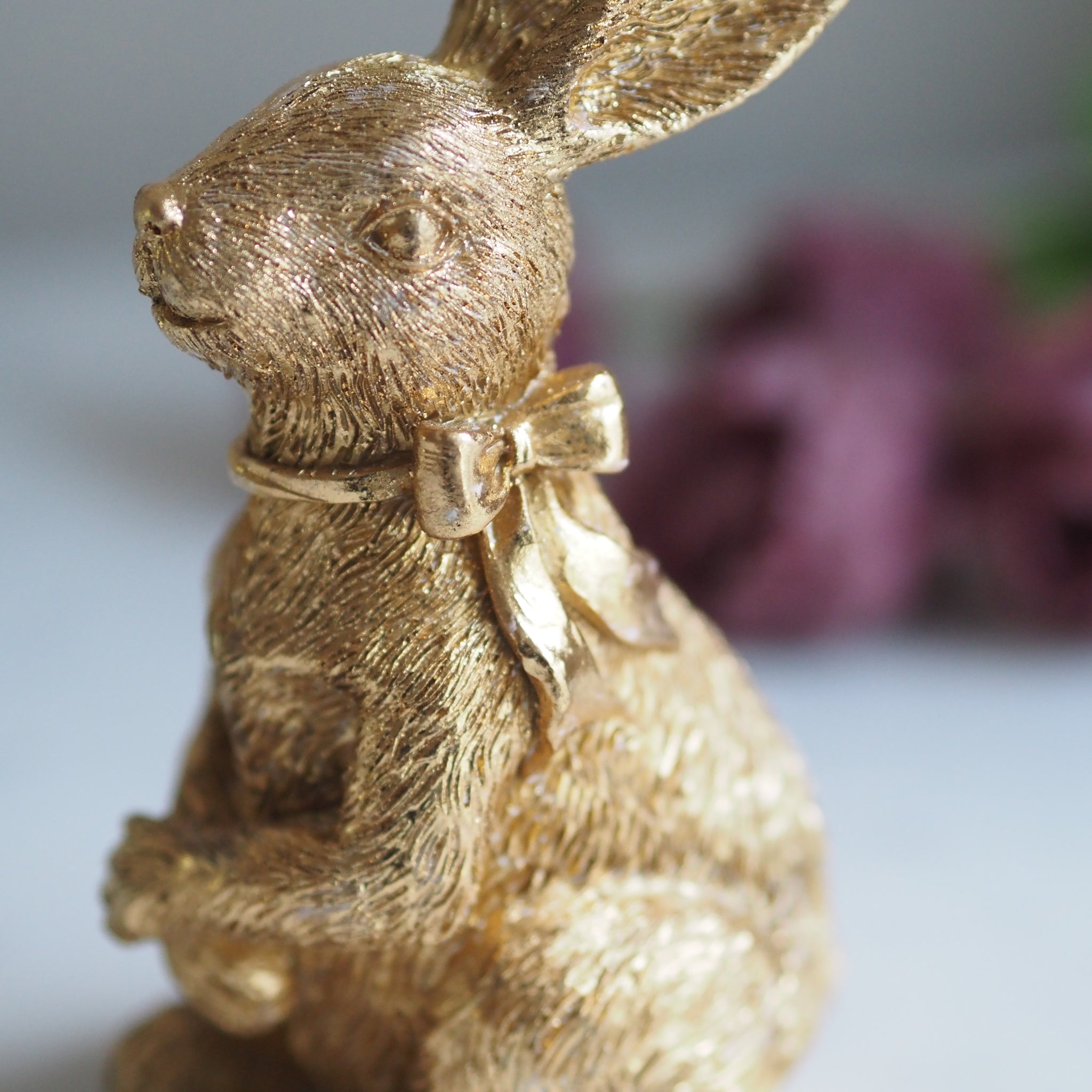 SAISON DECOR Goldene Osterhasen mit Schleife 2er-Set