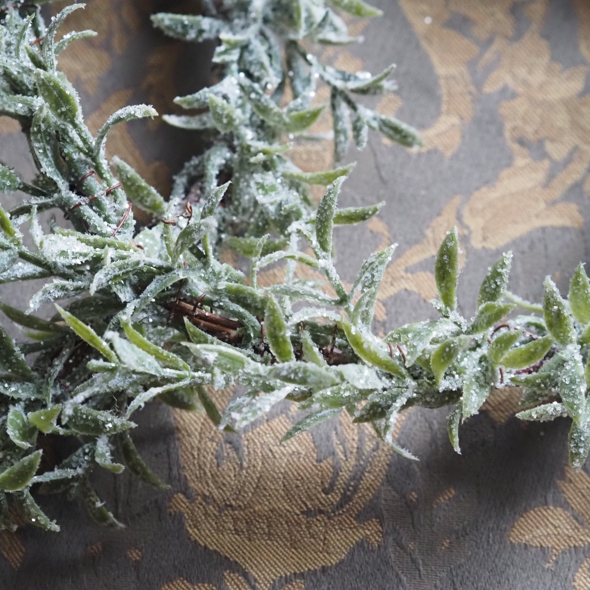 SAISON-DECOR-Frostkranz