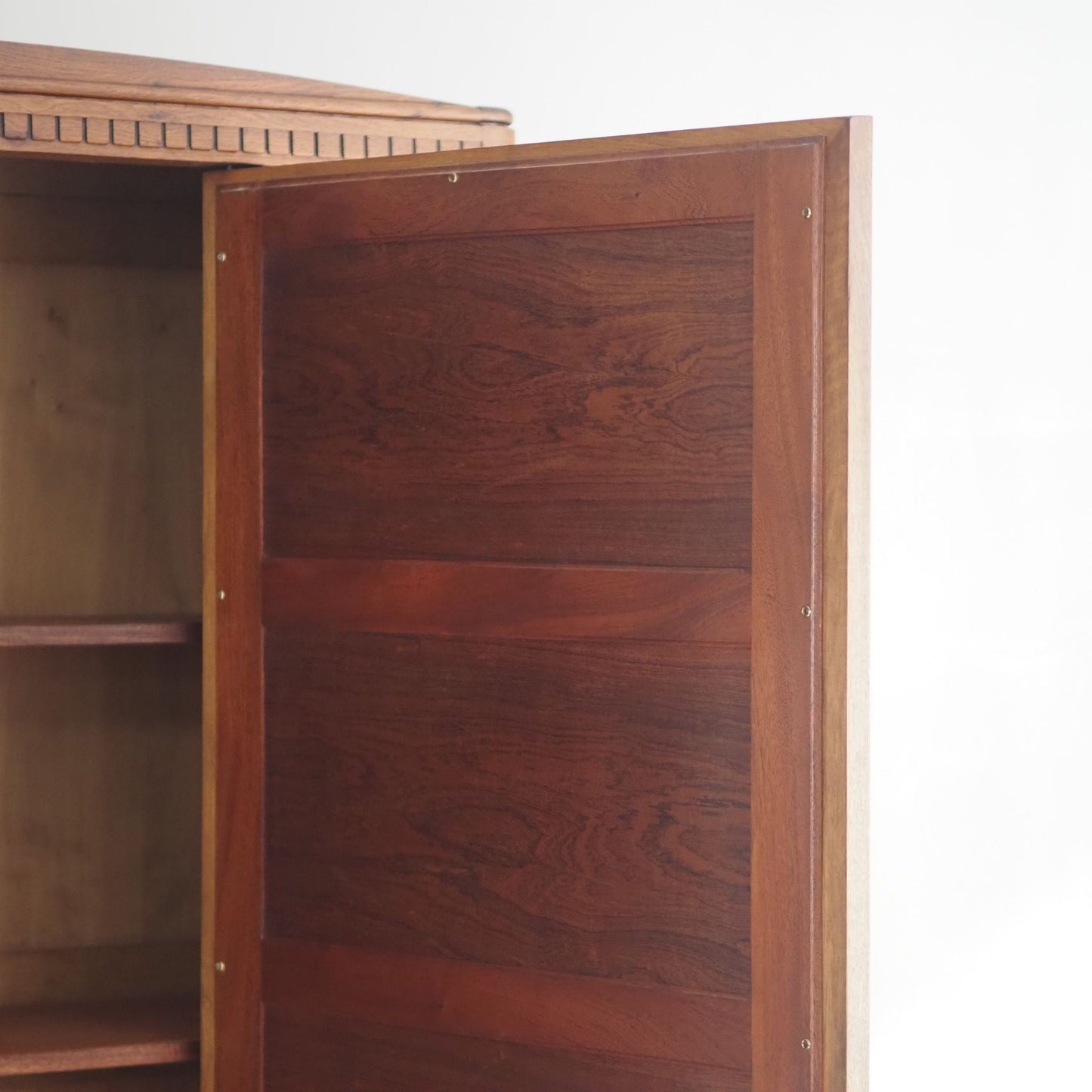 EPOCHE 1890 - Französischer Kleiderschrank mit Spiegel