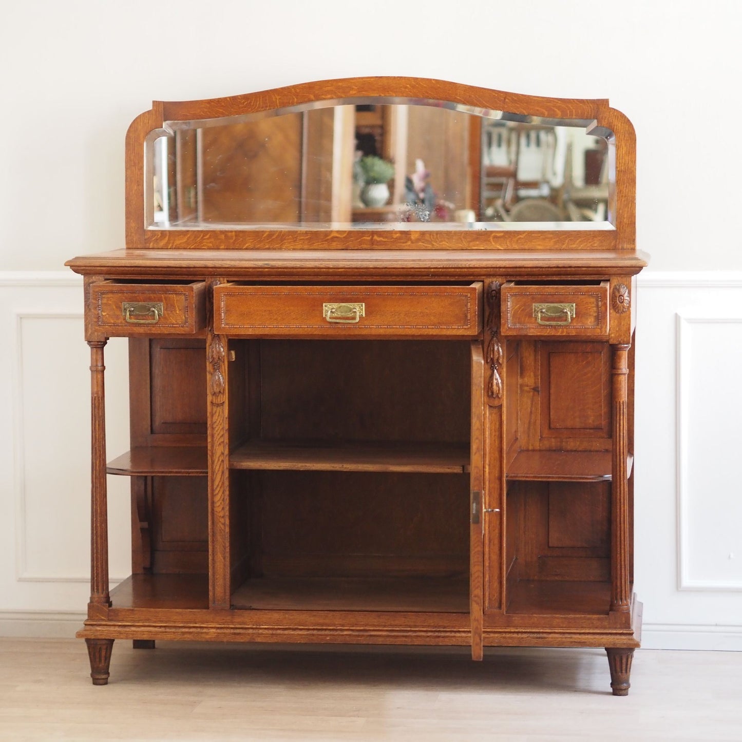 Antikes Gründerzeit Buffet mit Spiegelaufsatz um 1900