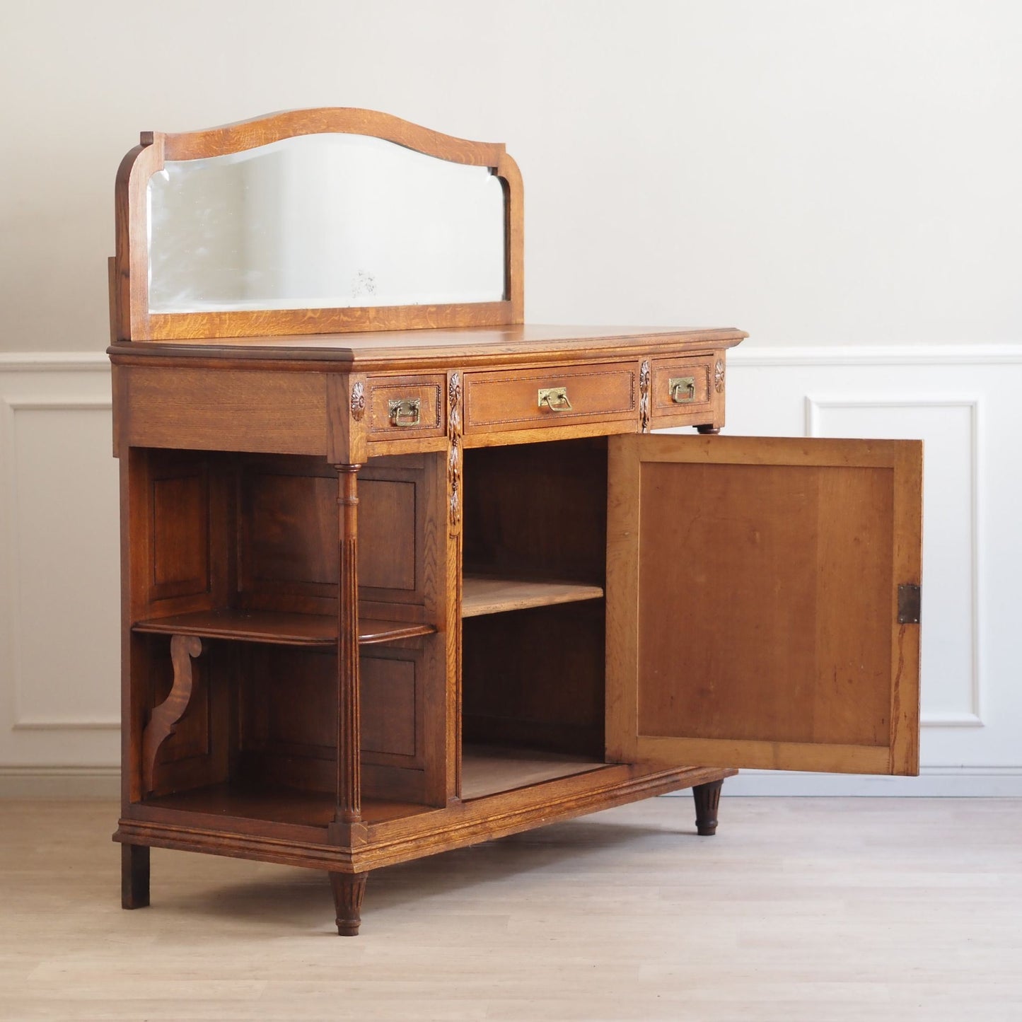 Antikes Gründerzeit Buffet mit Spiegelaufsatz um 1900