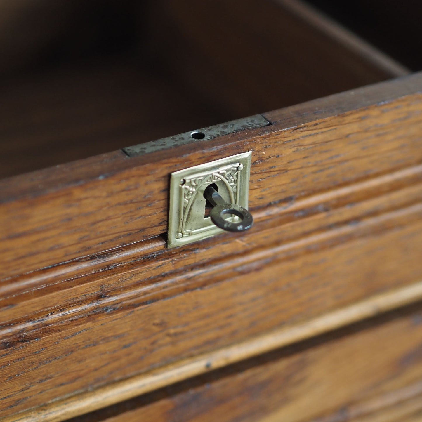 Antiker Jugendstil Schminktisch mit Spiegel und Schublade