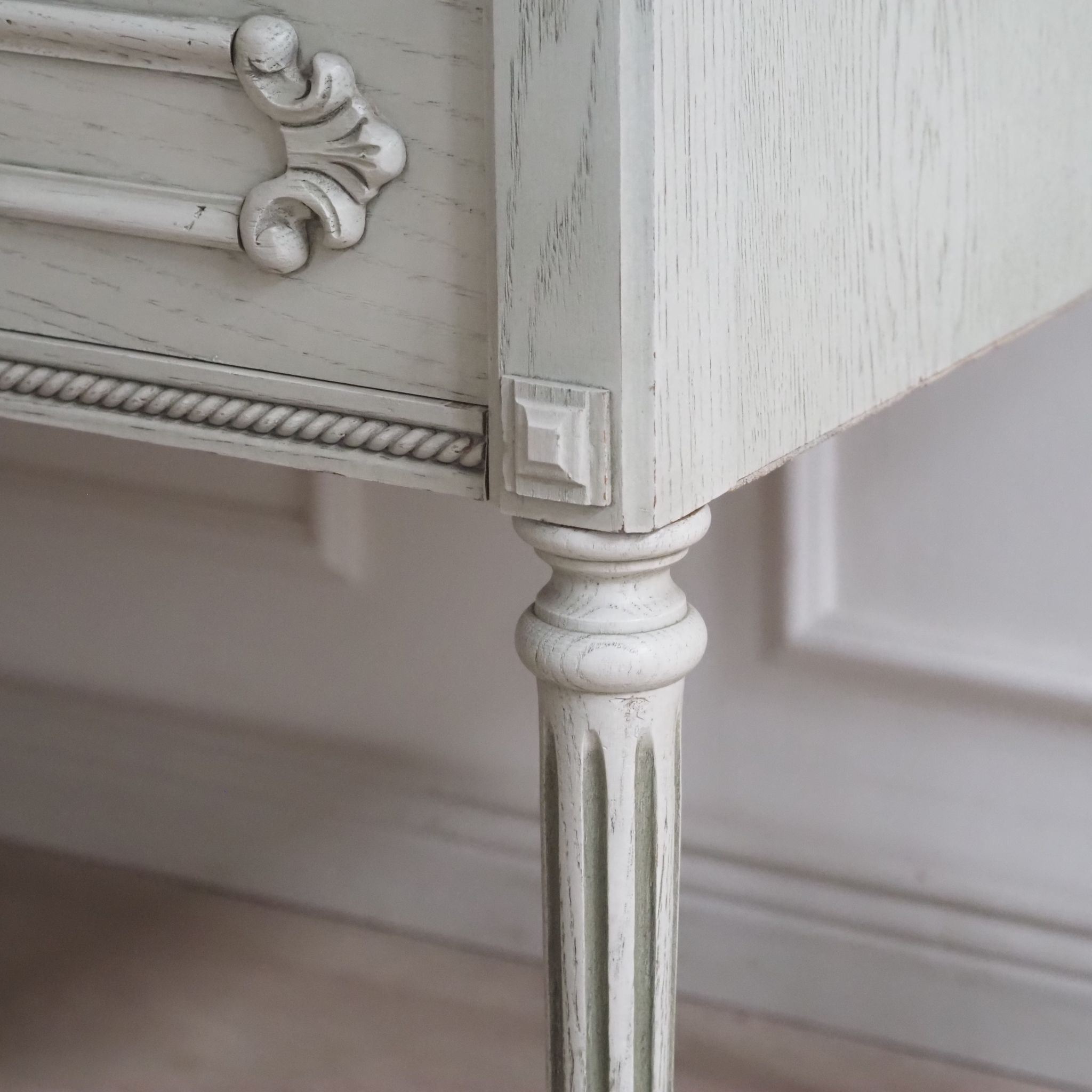 Vintage Schubladenkommode im französischen Louis XVI Stil - Sideboard mit Schubladen