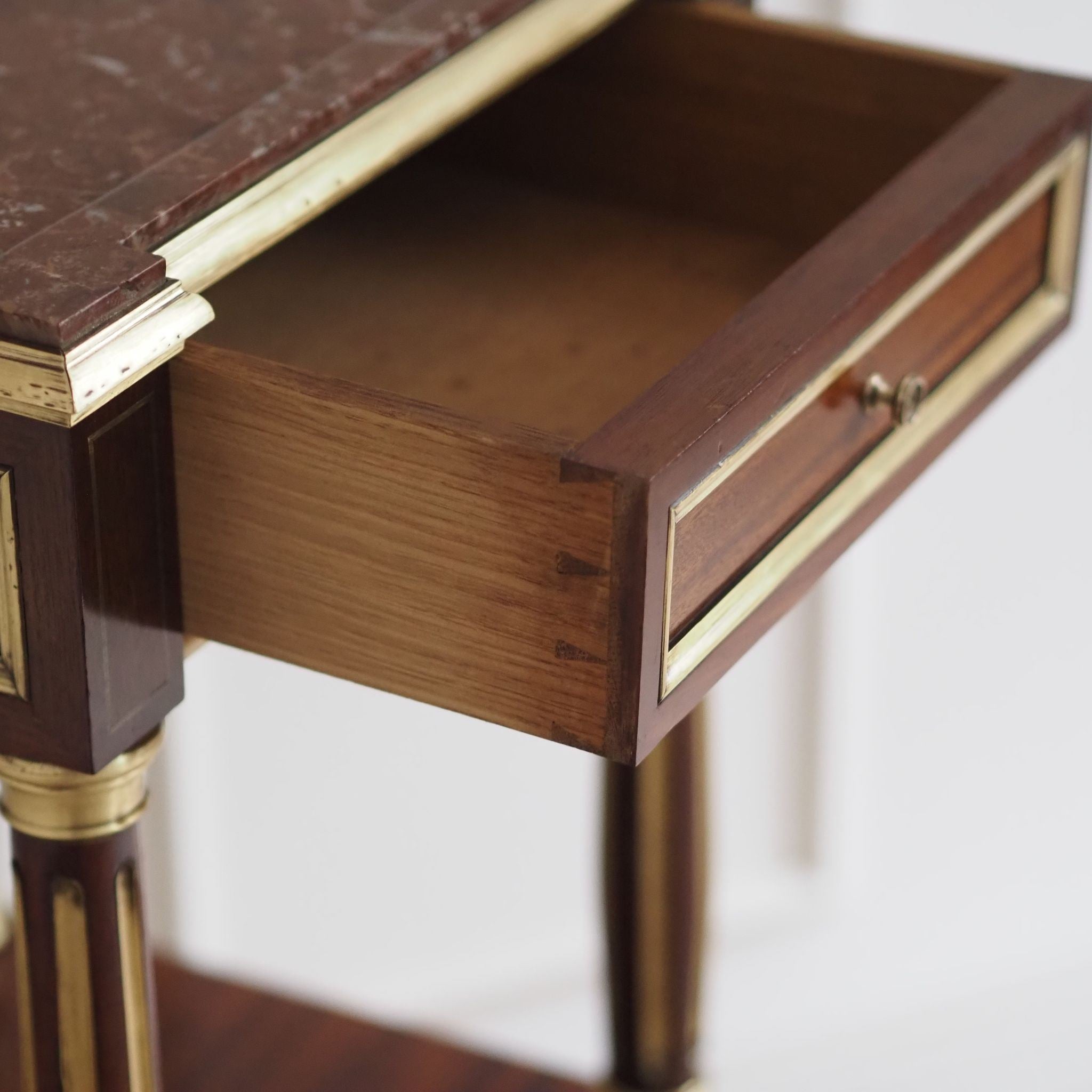 EPOCHE 1890 Antiker Empire Nachttisch