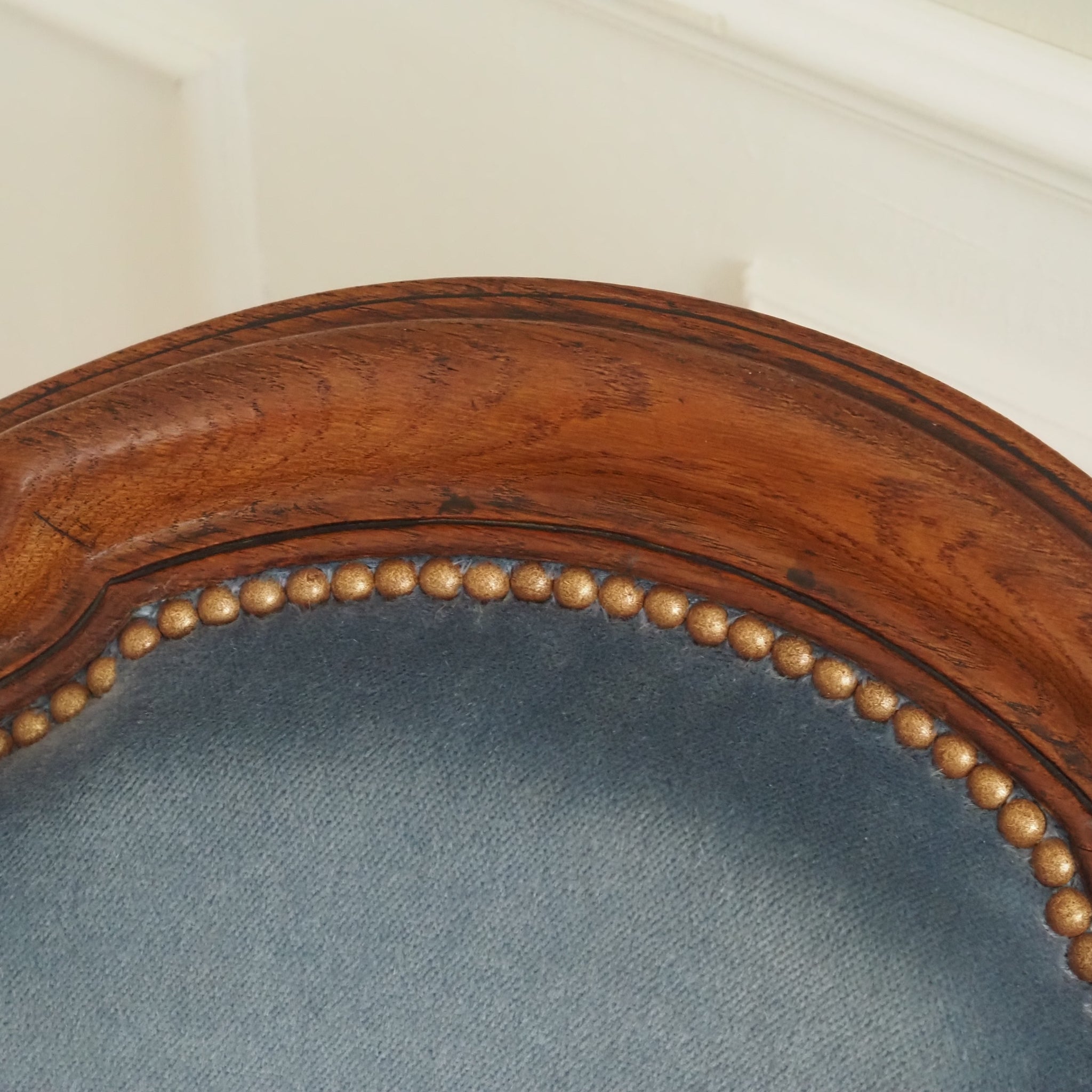 Französische Louis-XV Salon Sitzgruppe – Sofa und zwei Sessel, um 1890