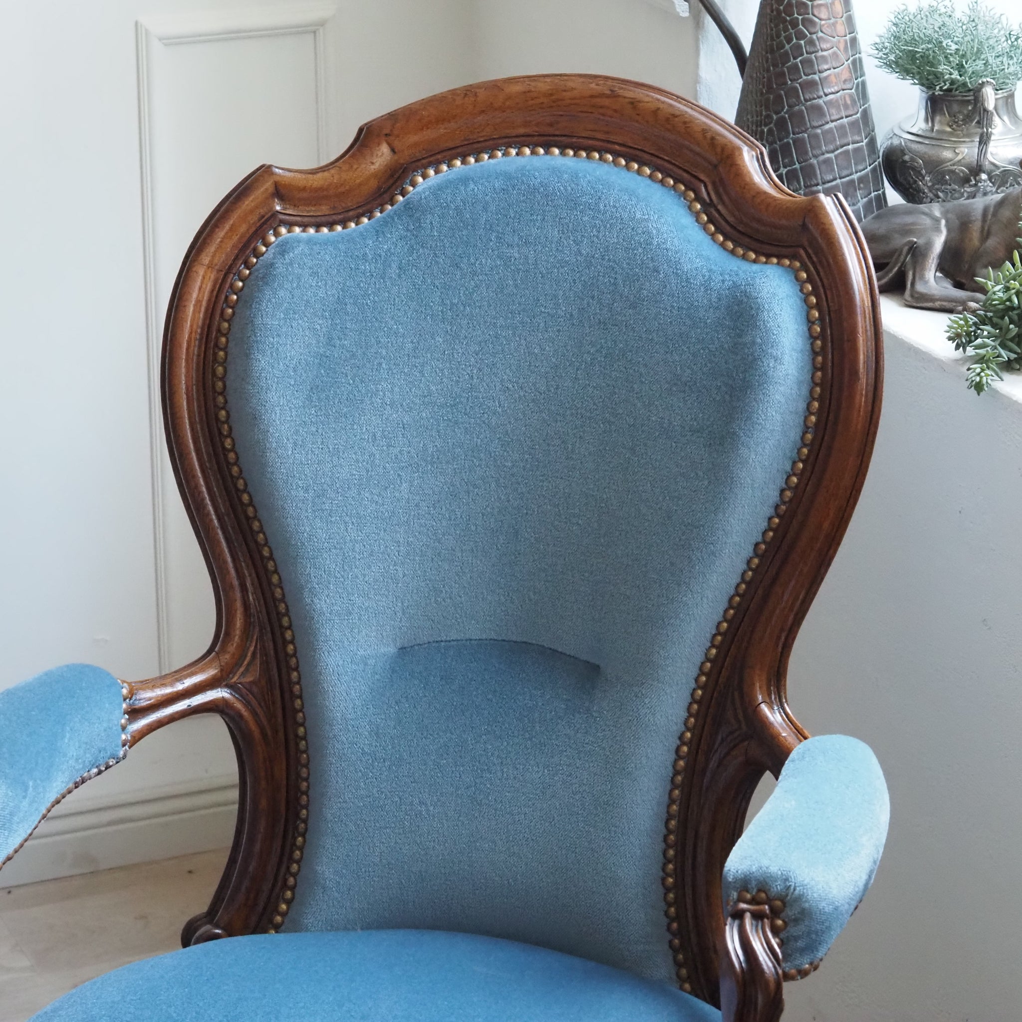 Französische Louis-XV Salon Sitzgruppe – Sofa und zwei Sessel, um 1890