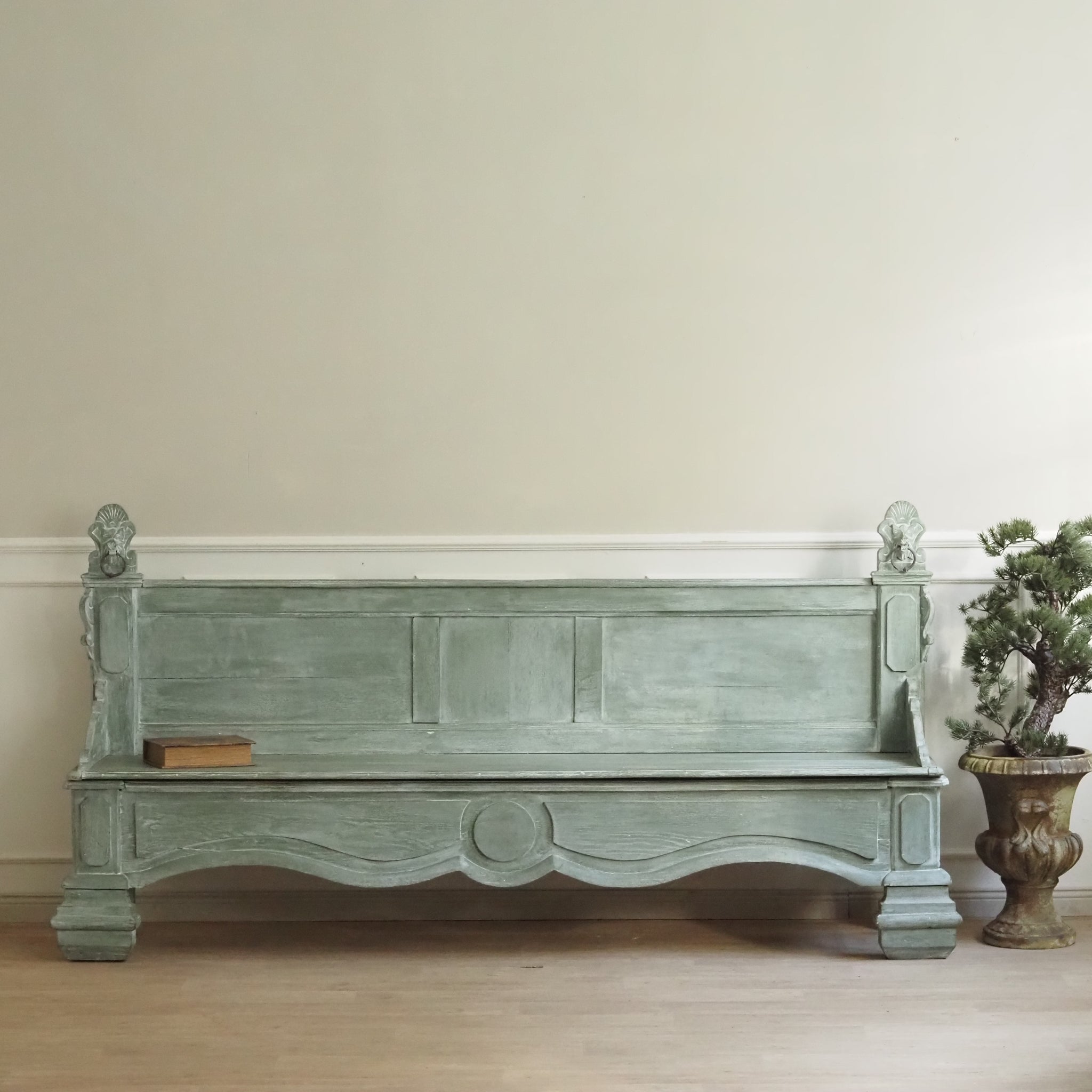 Historische Kirchenbank aus Eichenholz - Antike Holzbank Küchenbank patiniert shabby