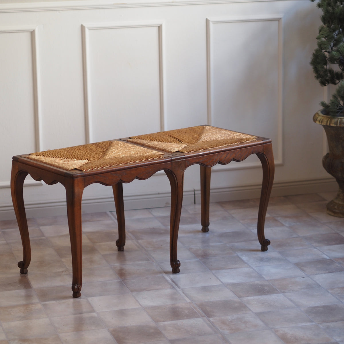 Sitzbank Louis XV Stil mit Strohgeflecht um 1960
