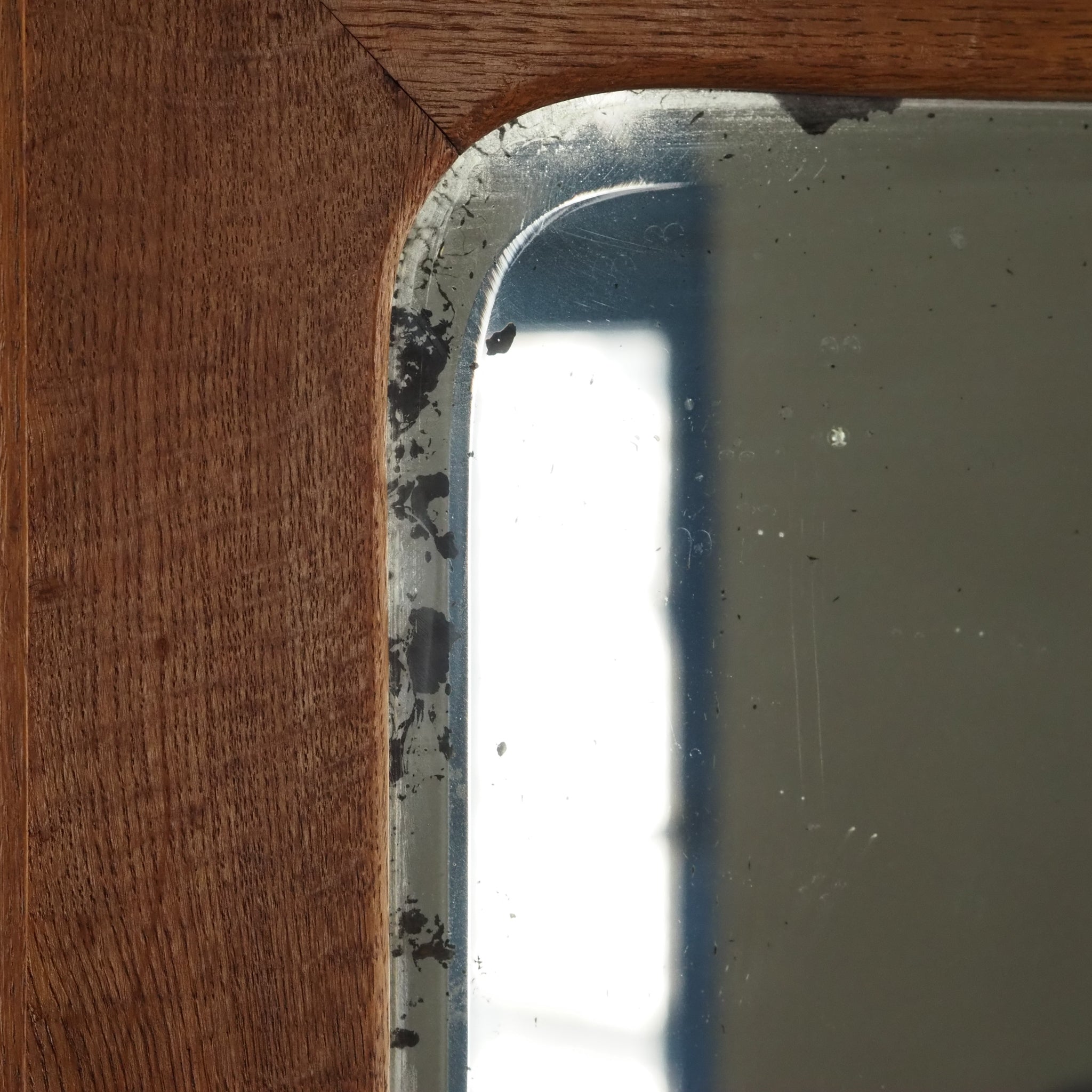 Art Déco Kleiderschrank Antik dreitürig mit Spiegeltür - Spiegelschrank von 1934