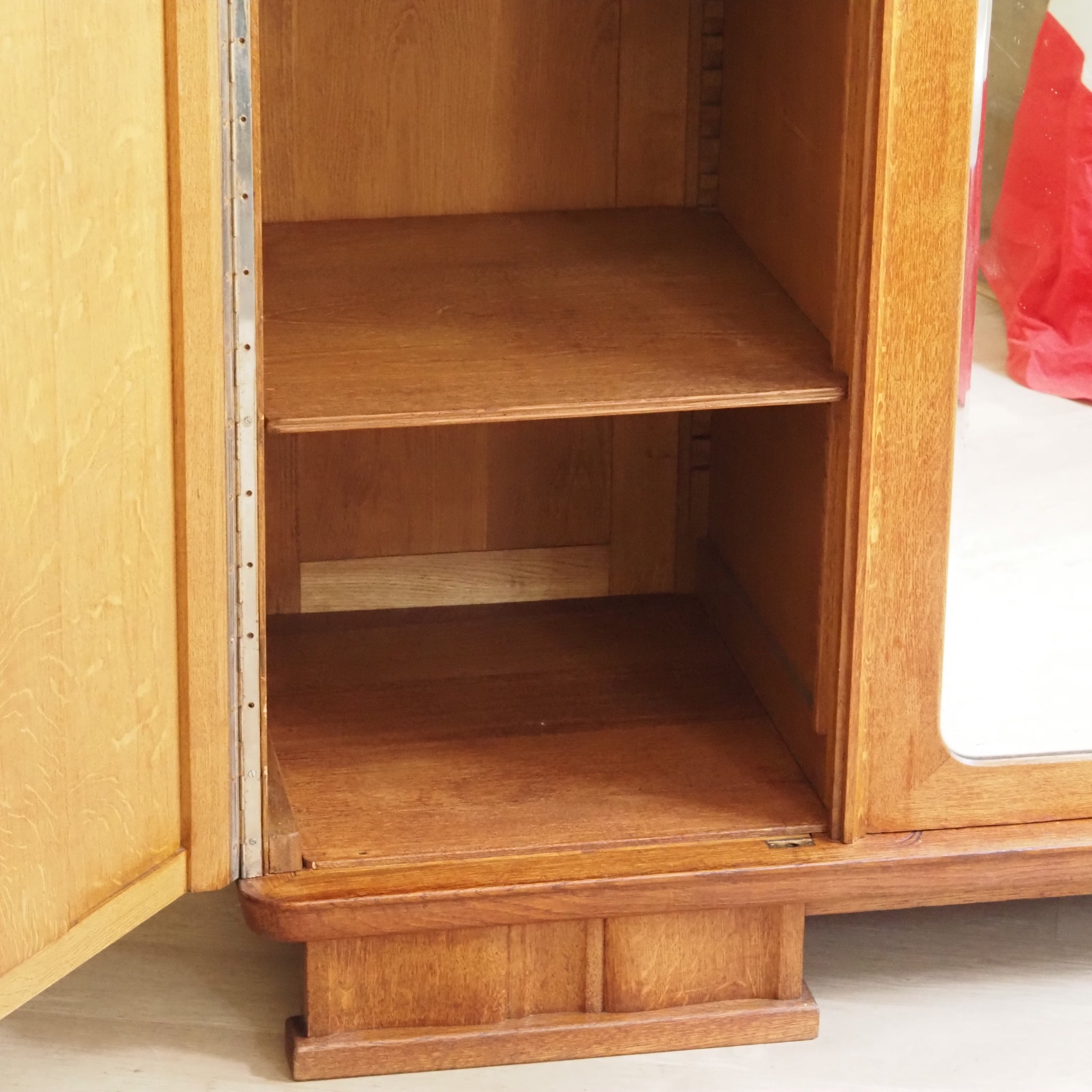 Art Déco Kleiderschrank Antik dreitürig mit Spiegeltür - Spiegelschrank von 1934