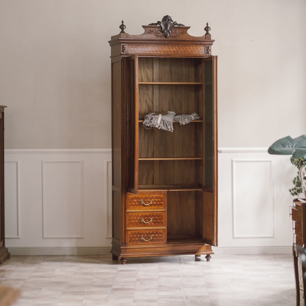 Spiegelschrank Louis-XVI-Stil Mahagoni um 1890
