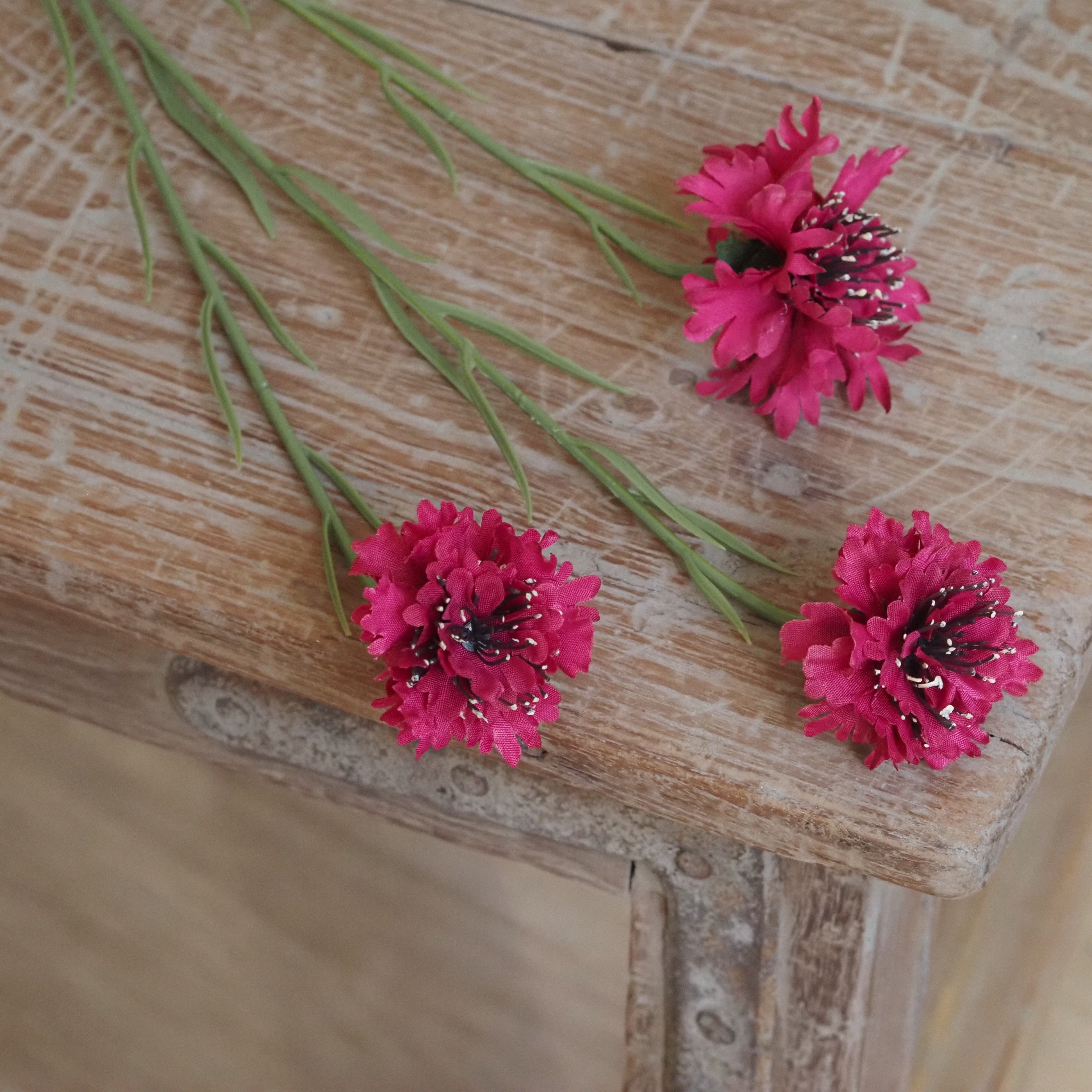 Kornblume Fuchsia · Cornflower Spray 60 cm, Seidenblume Tischdeko