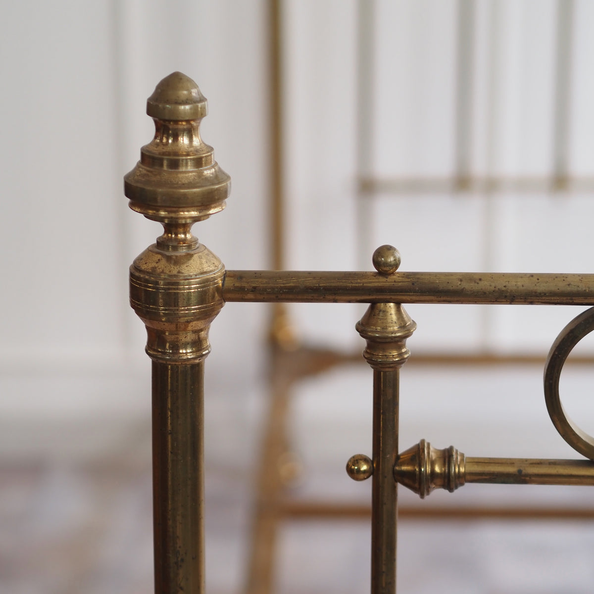 Messingbett antik um 1900 mit Ringdekor