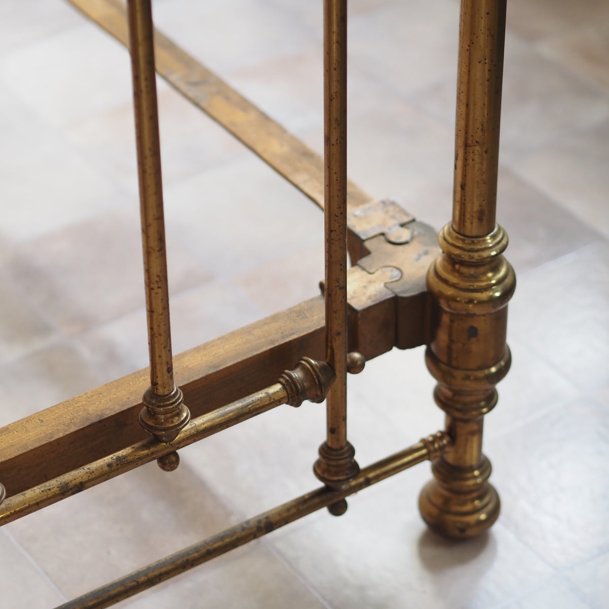 Messingbett antik um 1900 mit Ringdekor