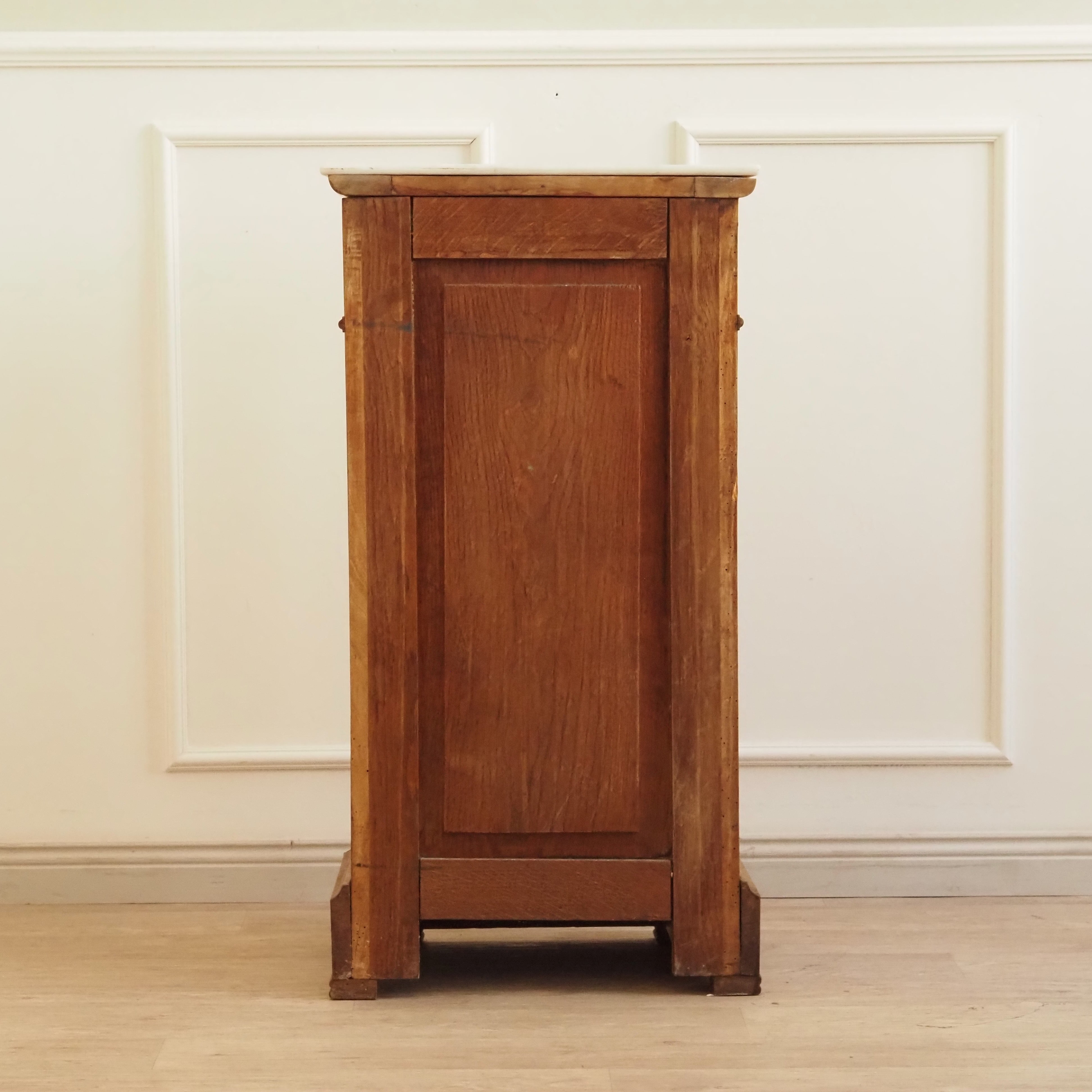 Louis-Philippe Nachttisch Wurzelnussbaum mit Marmorplatte um 1860 - Nachtschrank antik