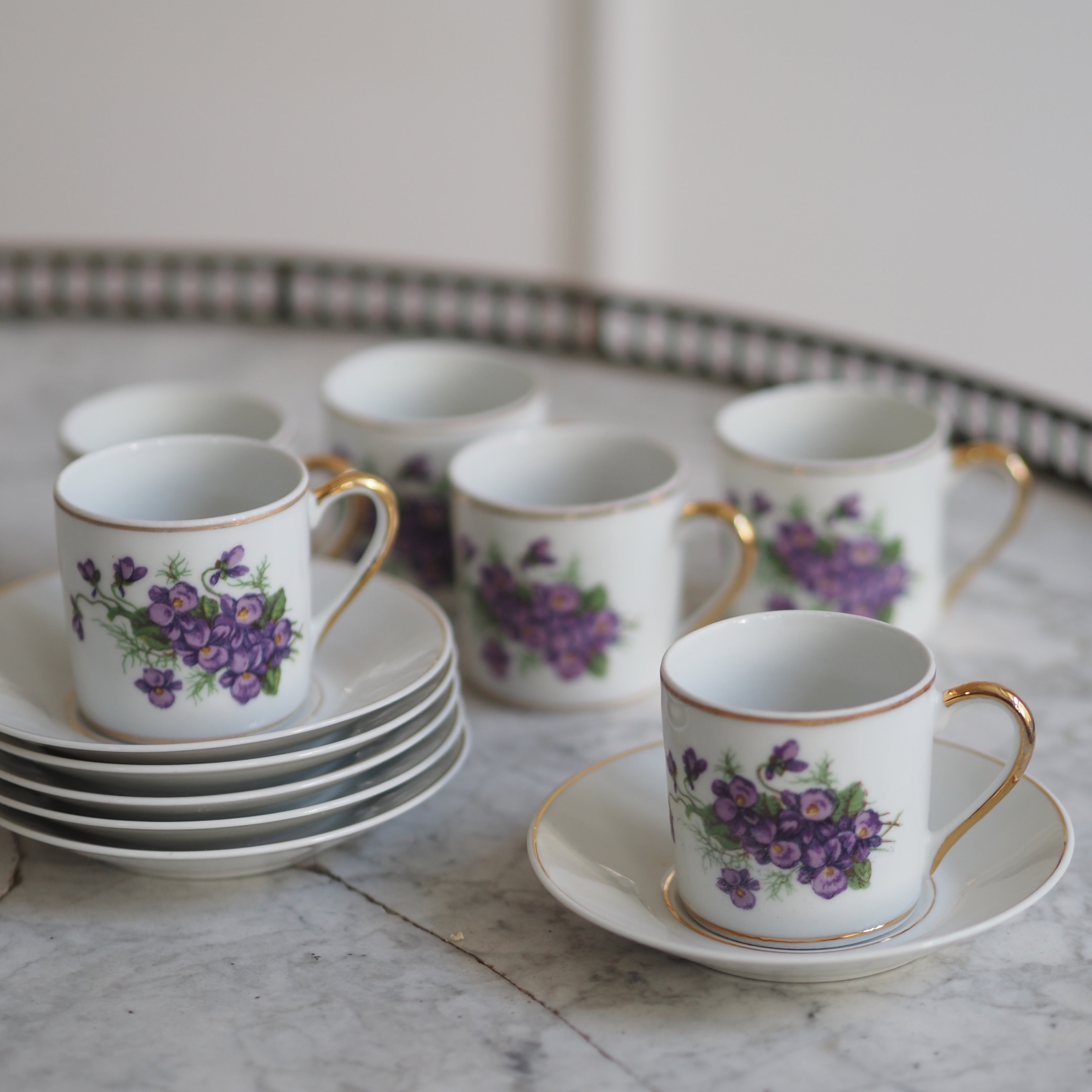 Miniatur-Kaffeeservice · 6er Set mit violettem Blütendekor