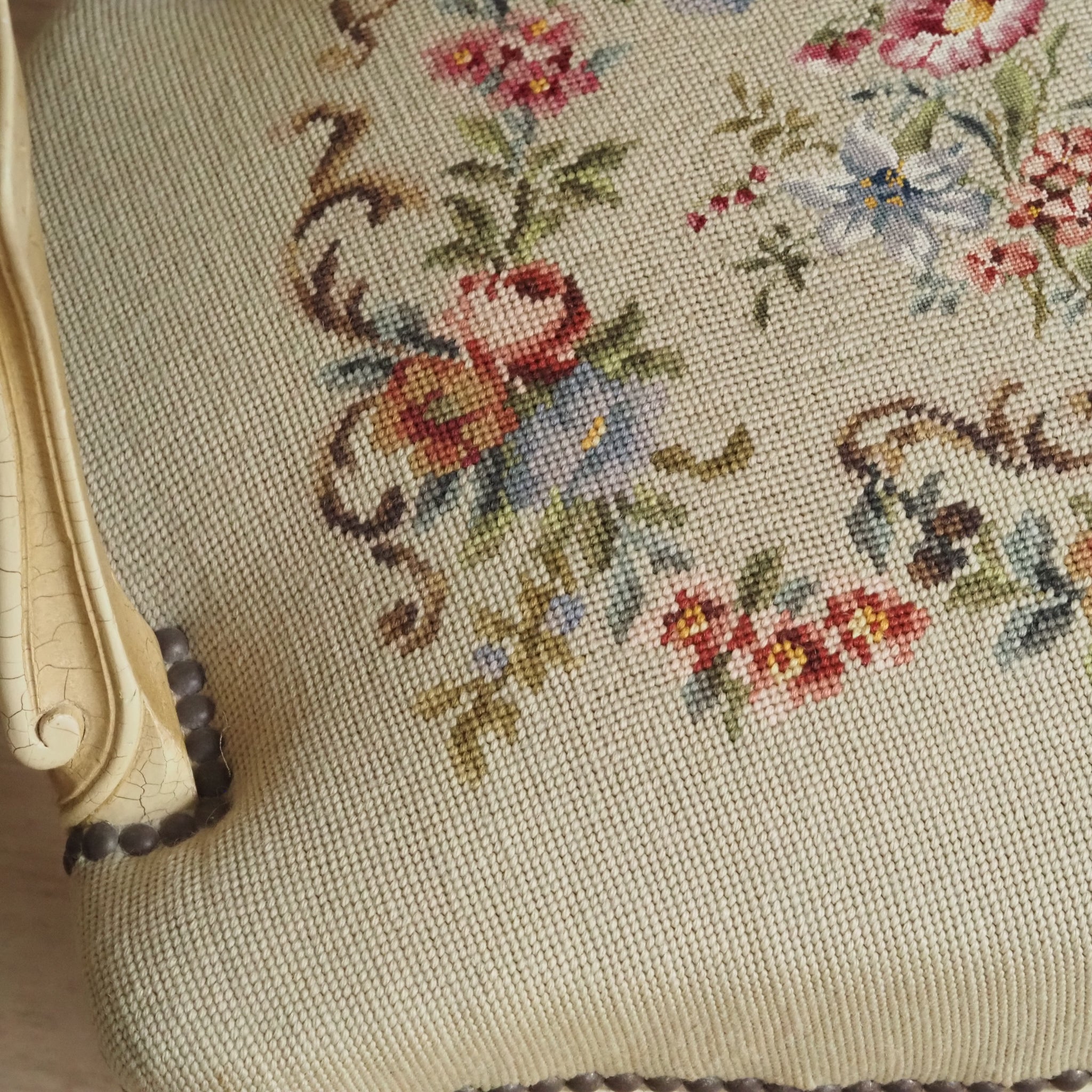 Französischer Armlehnstuhl im Louis-XV-Stil - Vintage Cabriolet Sessel