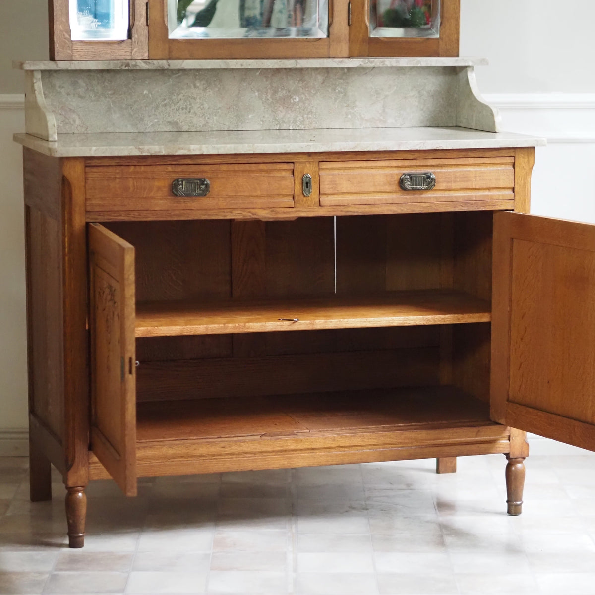 Art Deco Waschkommode mit Marmorplatte und Spiegelaufsatz um 1925