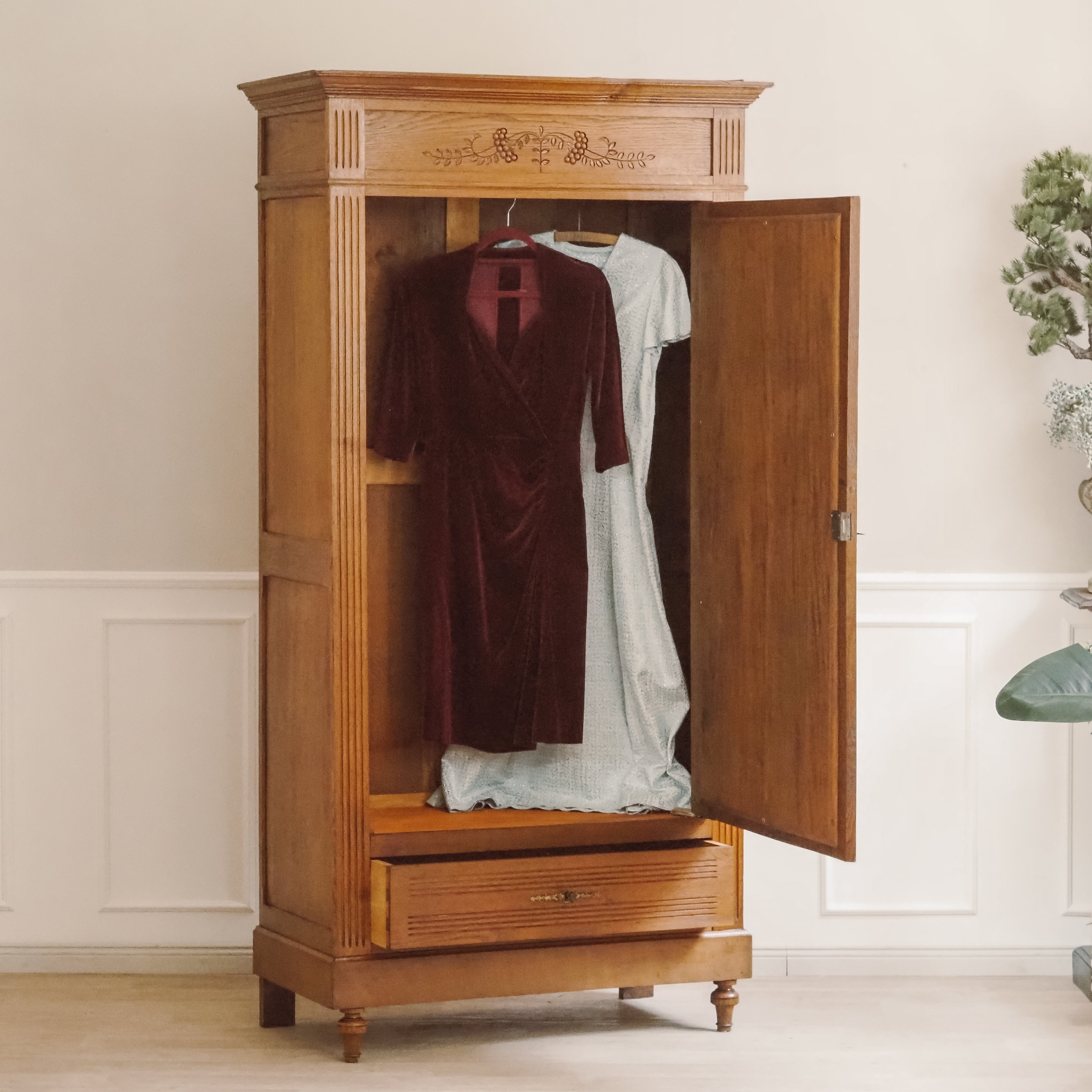Antiker Spiegelschrank Eiche Louis XVI um 1900