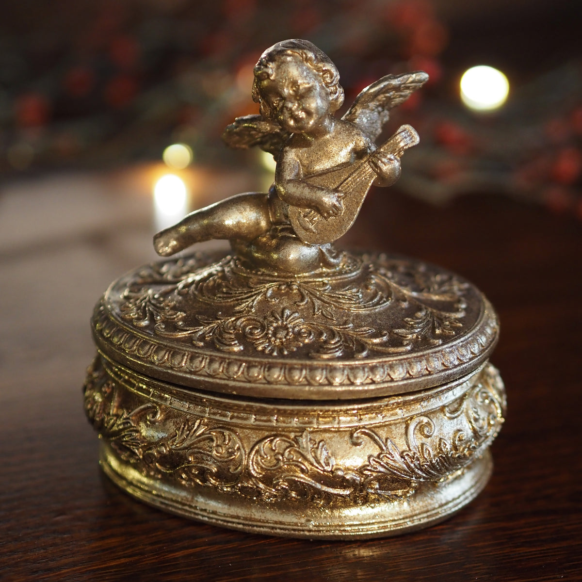 Schmuckdose Engel · Musizierender Putto im Neobarock