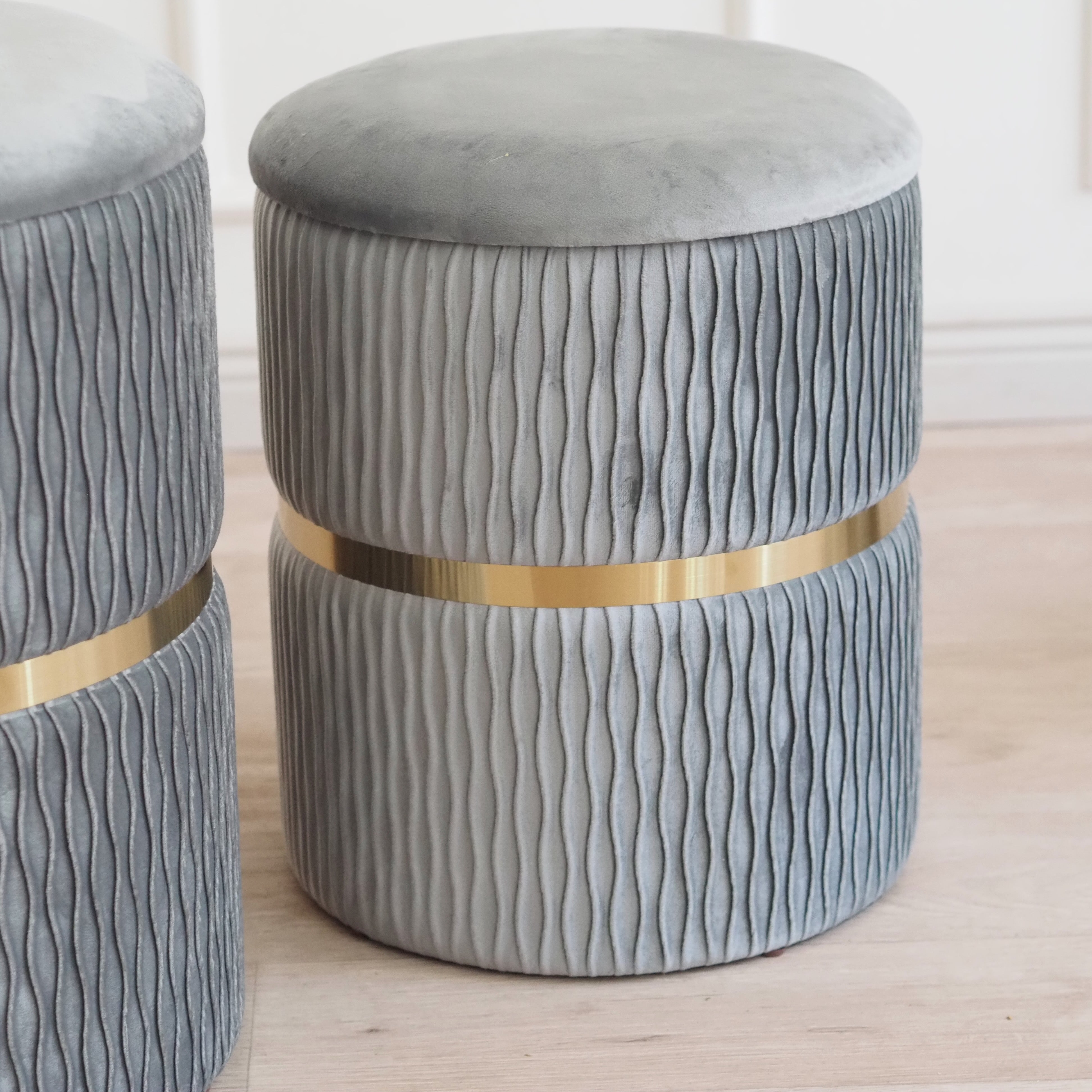 Hocker-Pouf 2er-Set · Samt mit Stauraum und Deckel in Grau-Gold