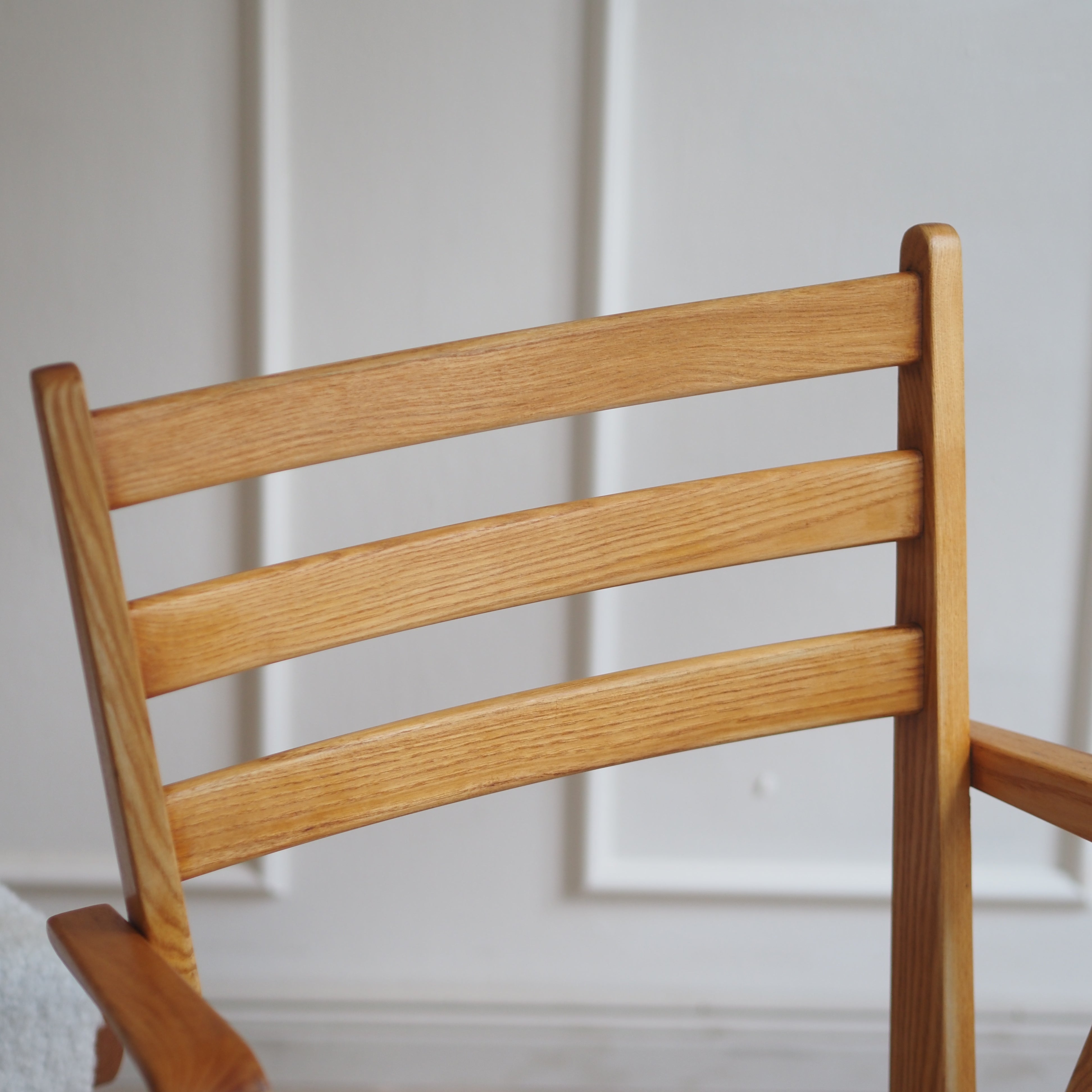 EPOCHE 1950 - 4 Armlehnstühle Mid-Century Modern Stuhl Set