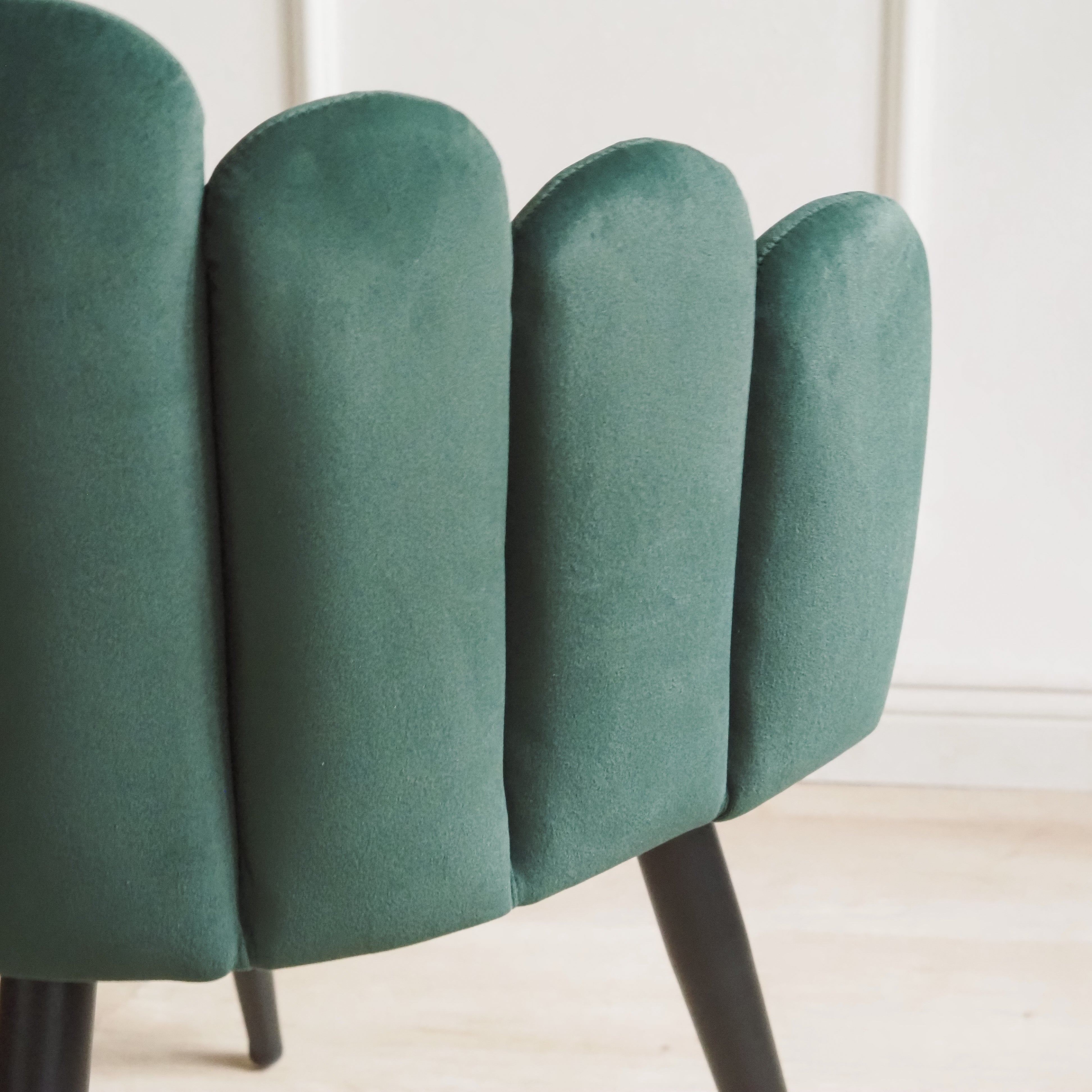 Muschelstuhl · moderne Form / gepolsterter Samtstuhl, Design Armchair
